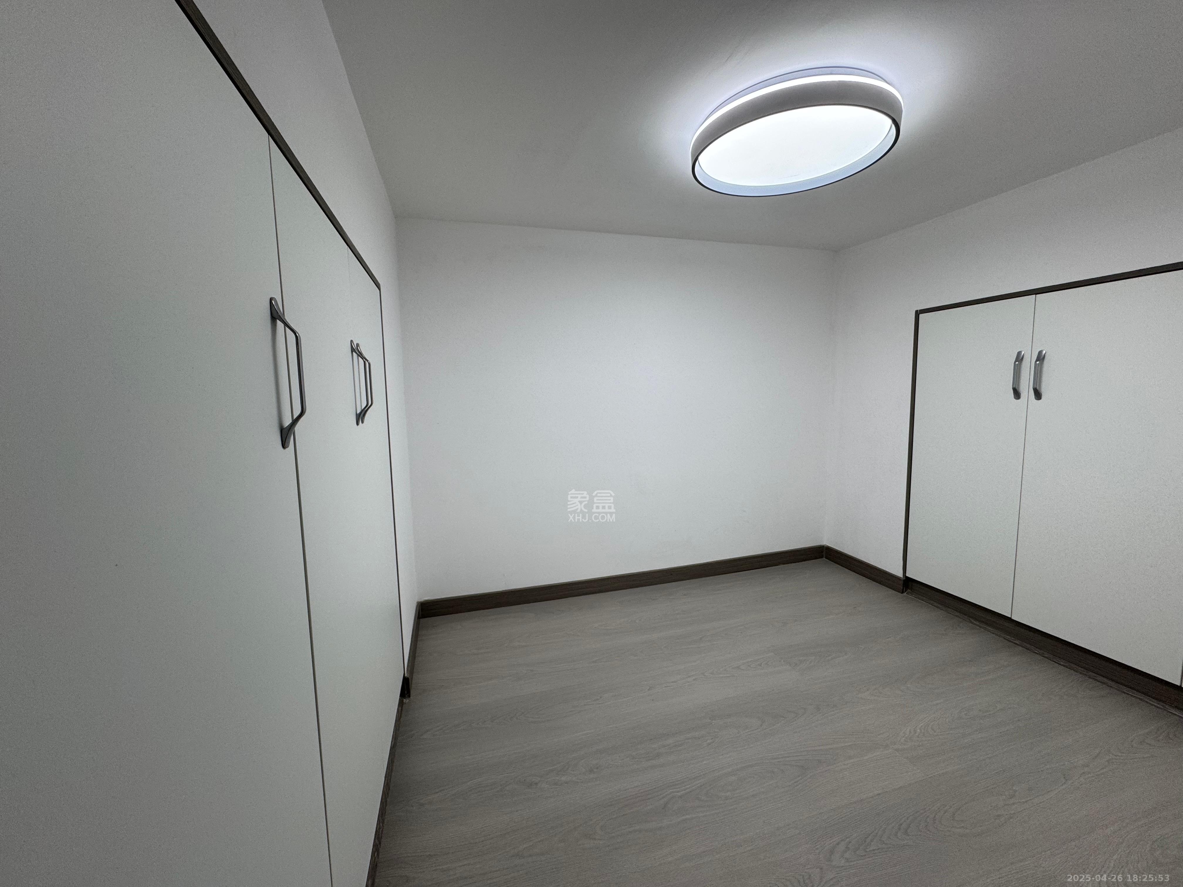 梅溪悦章 1室1厅1卫 1600.0元/月 梅溪悦章 1室1厅1卫 1600.0元/月室内图