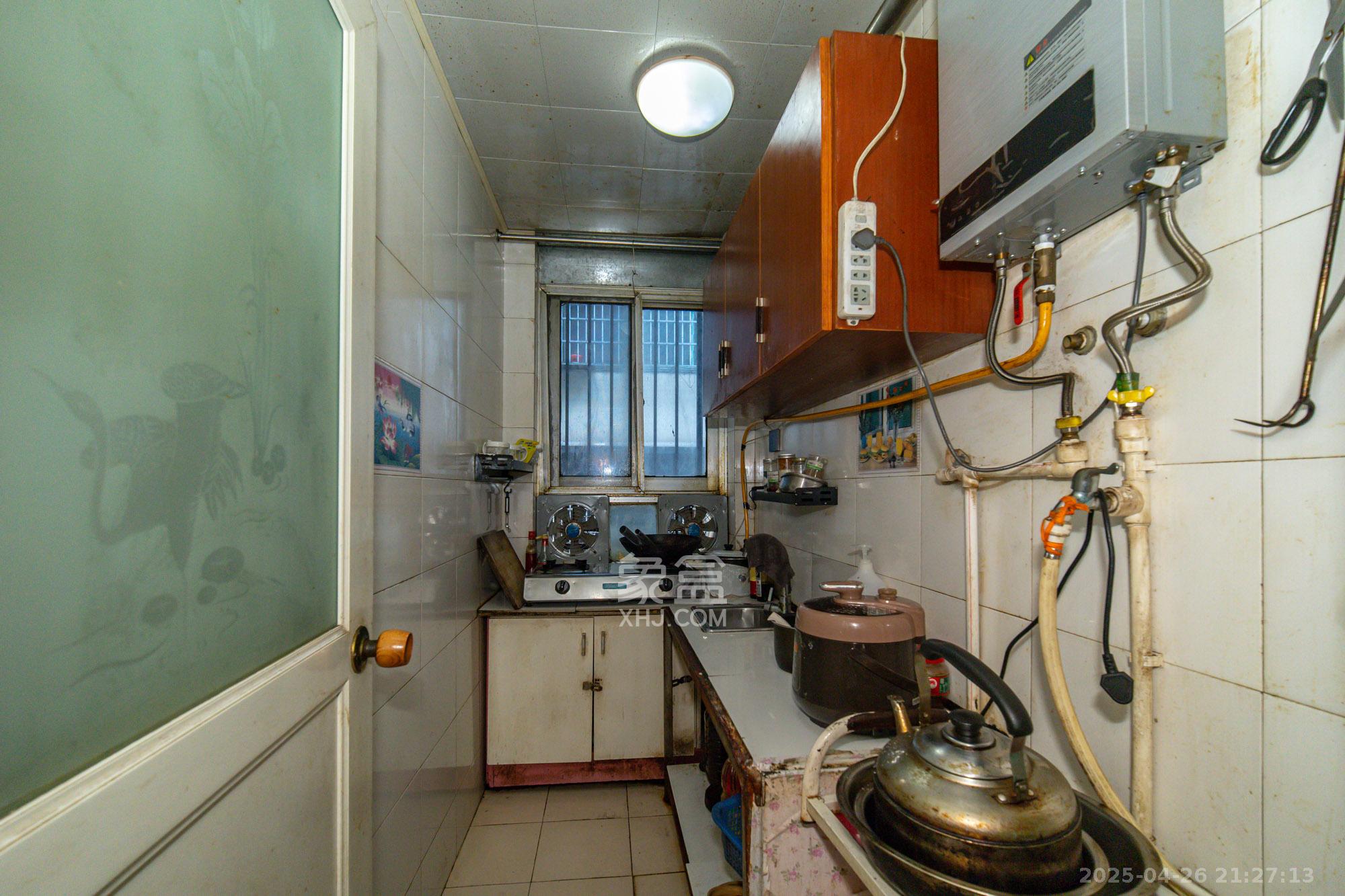 星沙二区 5室2厅2卫 205.0万 星沙二区 5室2厅2卫 205.0万厨房