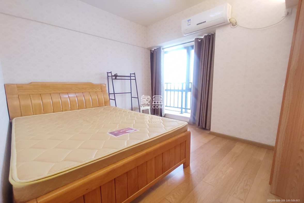 大汉希尔顿 2室0厅0卫 2500.0元/月 大汉希尔顿 2室0厅0卫 2500.0元/月室内图