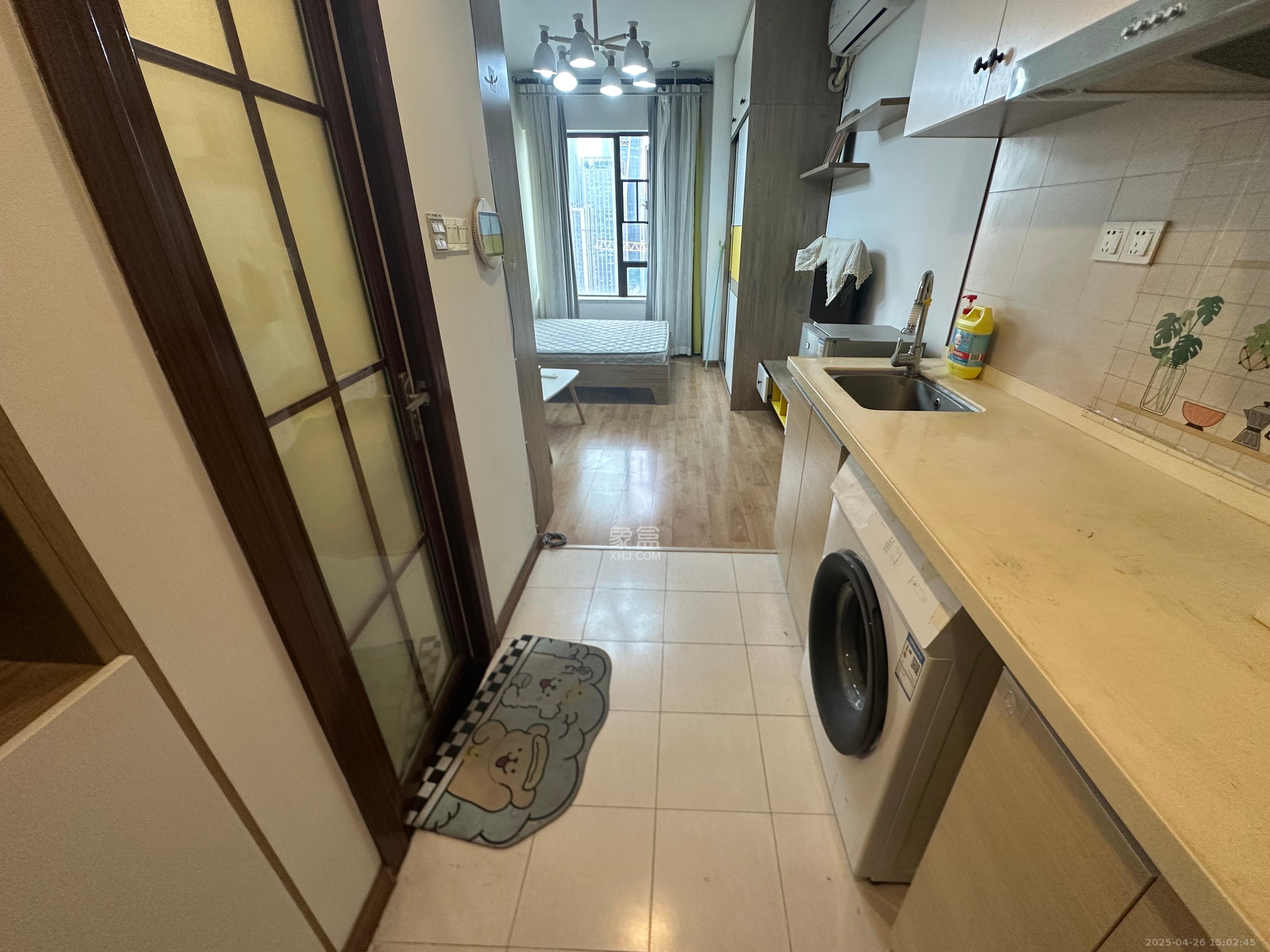 龙湖水晶郦城 1室1厅1卫 2600.0元/月 龙湖水晶郦城 1室1厅1卫 2600.0元/月室内图