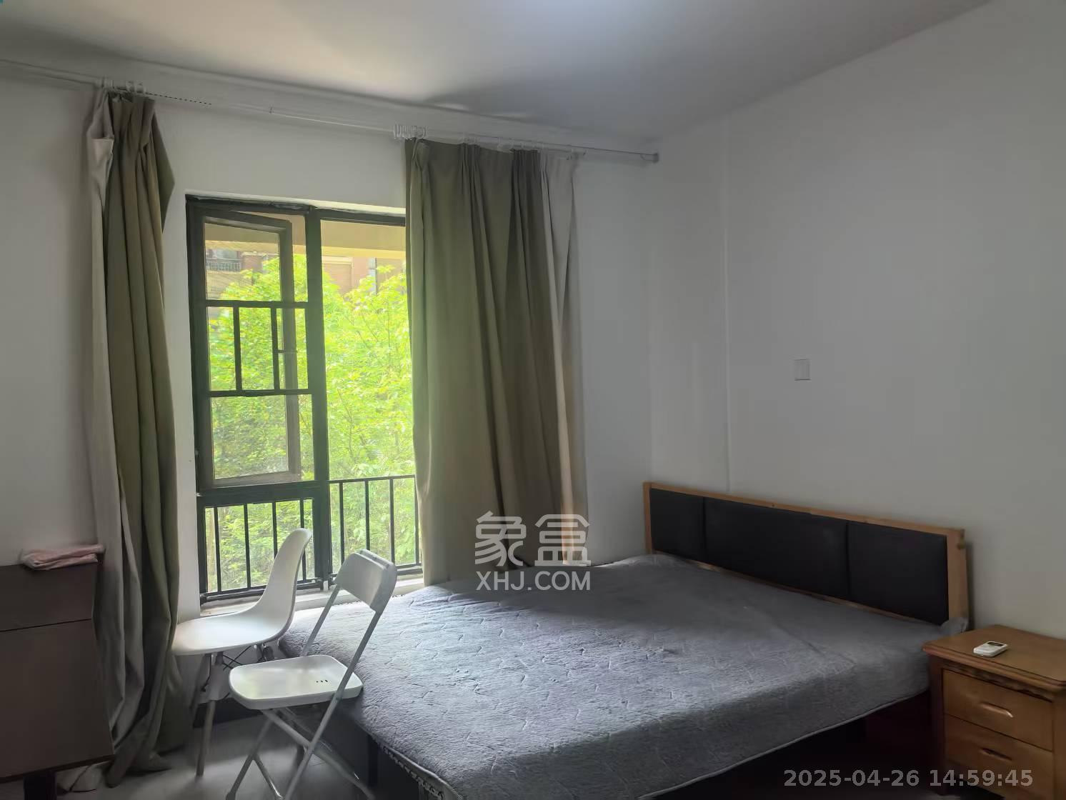 保利城(中航城国际社区、郡原美村) 3室2厅2卫 1900.0元/月 保利城(中航城国际社区、郡原美村) 3室2厅2卫 1900.0元/月室内图