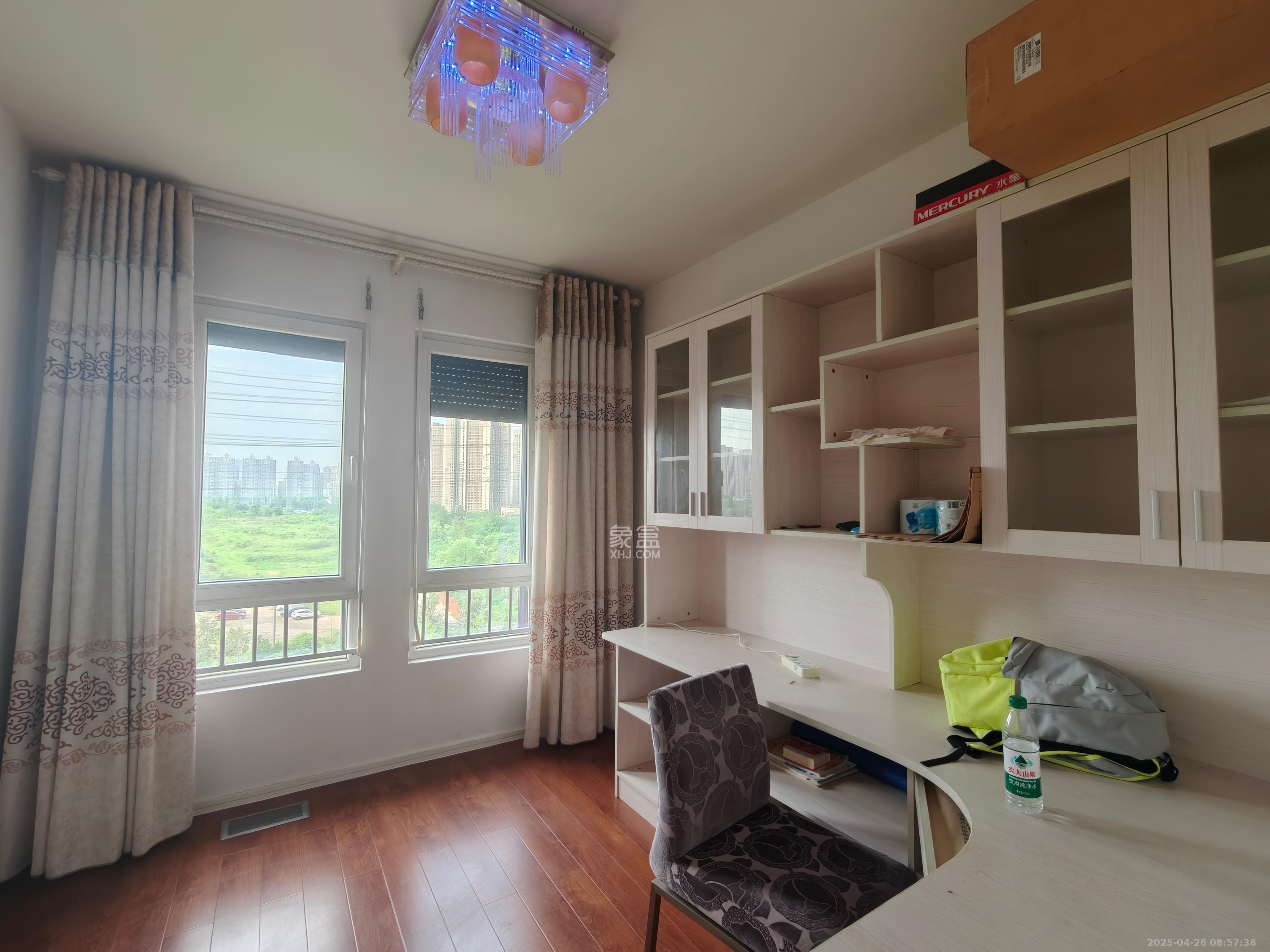 万国城(当代满庭春MOMA)一期 4室1厅2卫 4800.0元/月 万国城(当代满庭春MOMA)一期 4室1厅2卫 4800.0元/月室内图