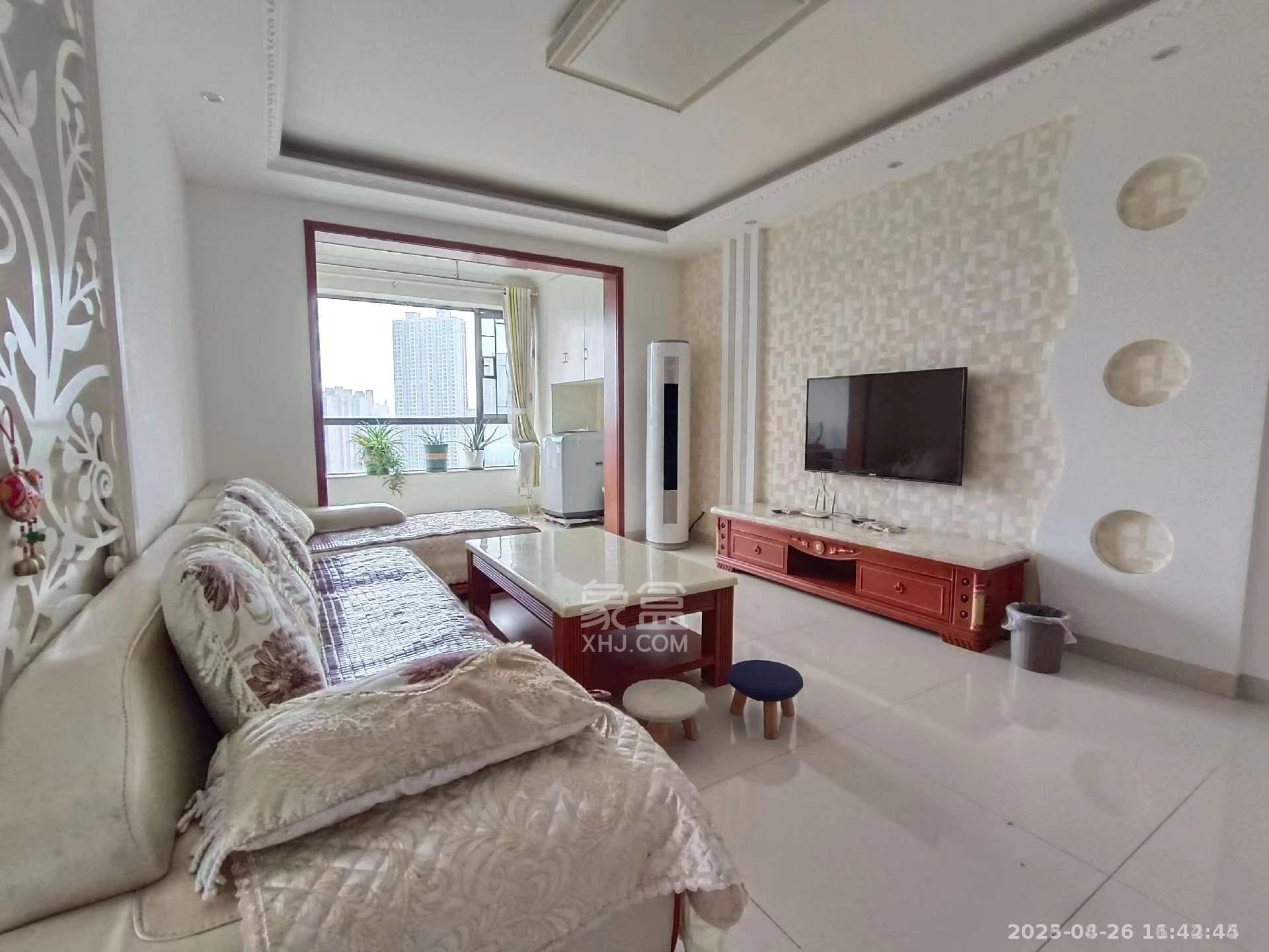 中建御山和苑  3室2厅2卫   2000.00元/月室内图1