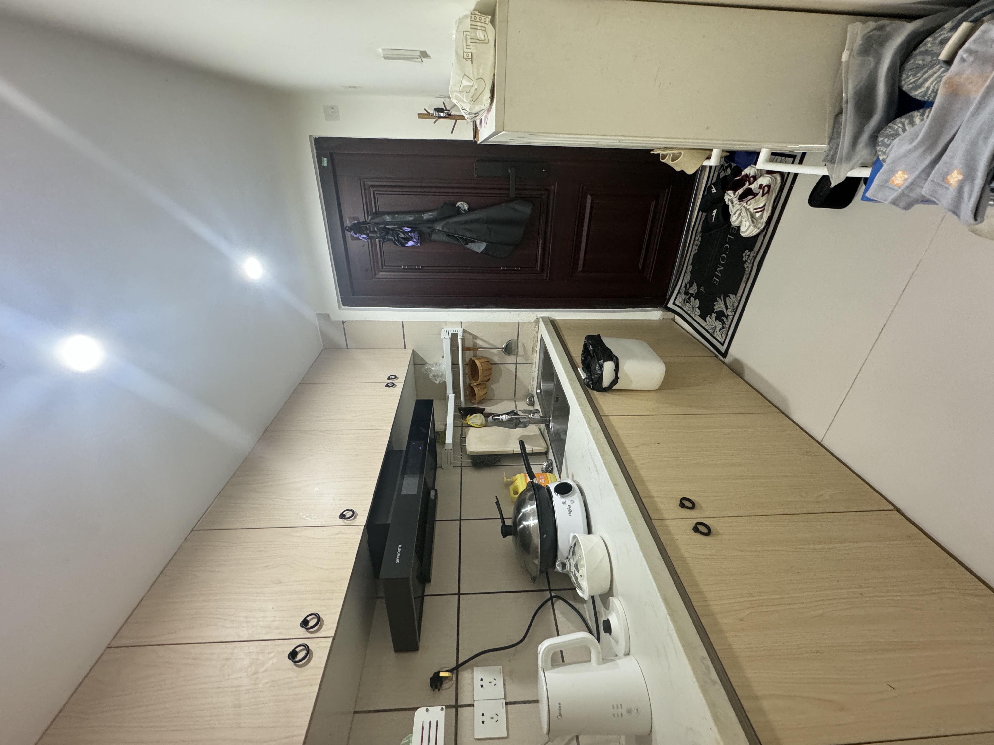 飞龙公寓 3室2厅1卫 58.0万 飞龙公寓 3室2厅1卫 58.0万客厅