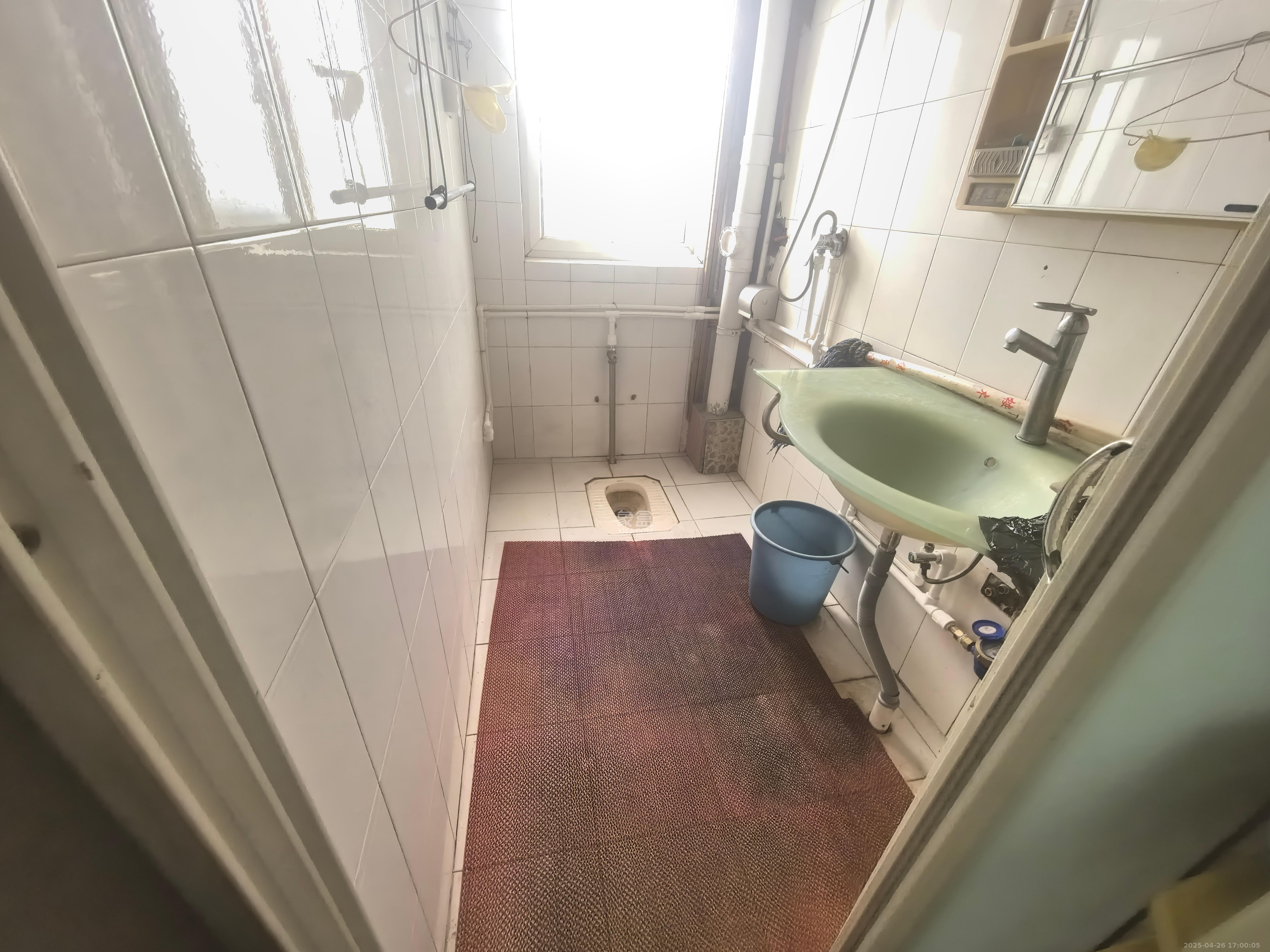 五一新村安置小区（永定社区、永兴社区、永祥社区）  3室2厅2卫    1800.0元/月室内图