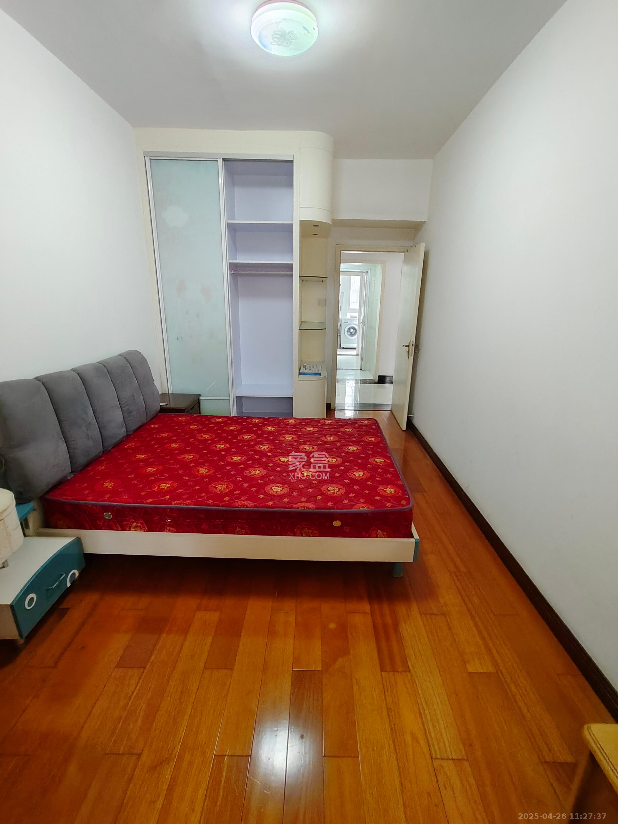 楚天馨苑 4室2厅2卫 1900.0元/月 楚天馨苑 4室2厅2卫 1900.0元/月室内图