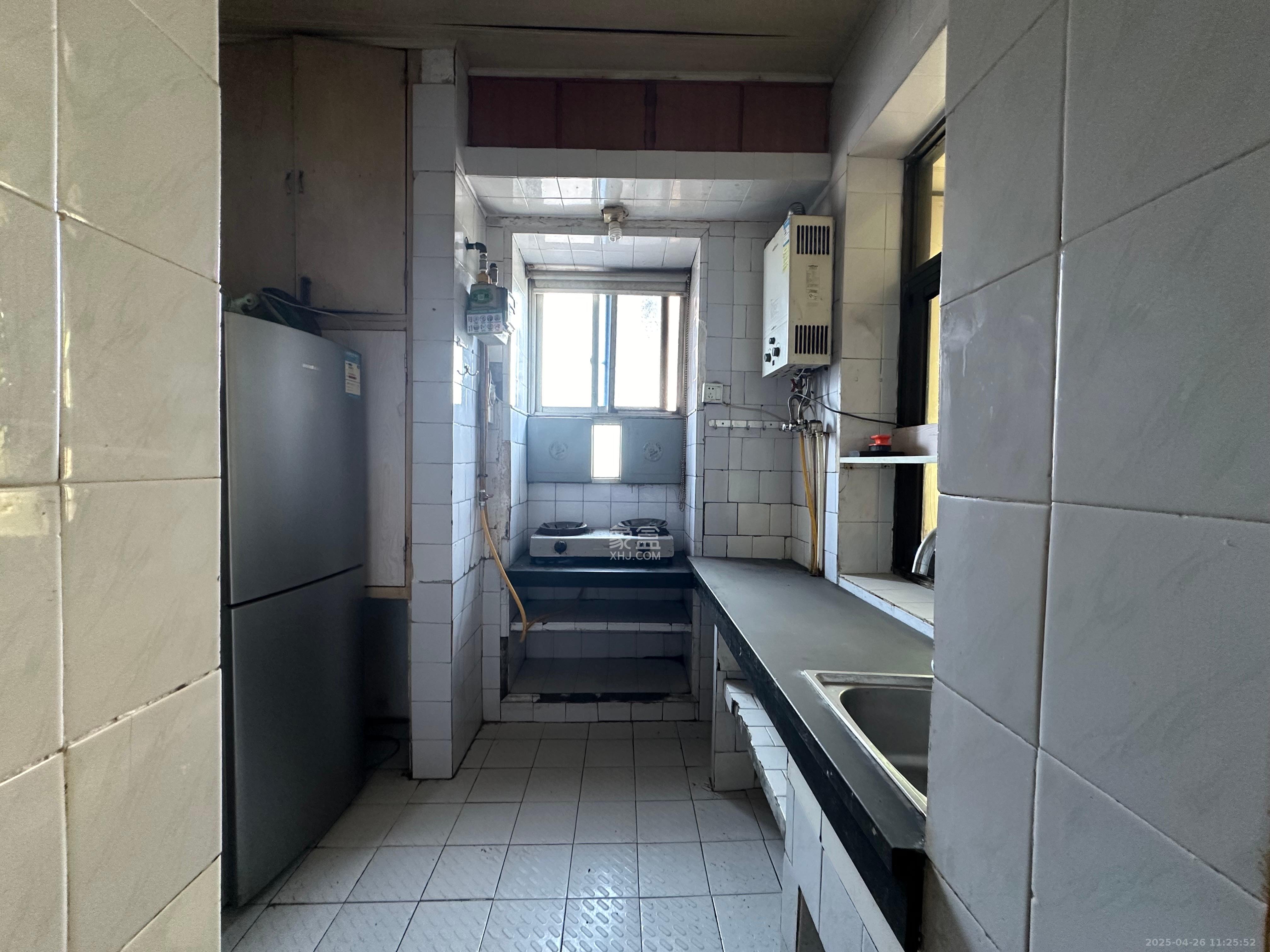 砂子塘小学宿舍 3室2厅1卫 2600.0元/月 砂子塘小学宿舍 3室2厅1卫 2600.0元/月室内图