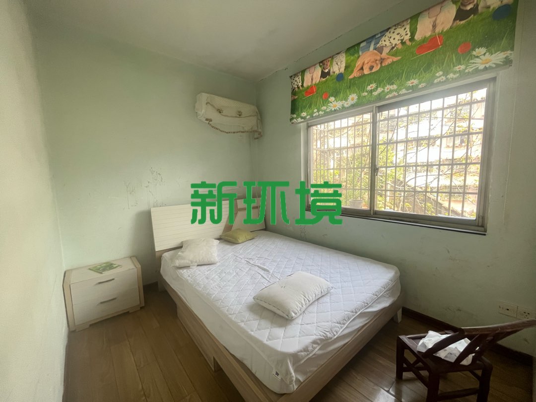 福源小区  3室2厅1卫   42.80万客厅