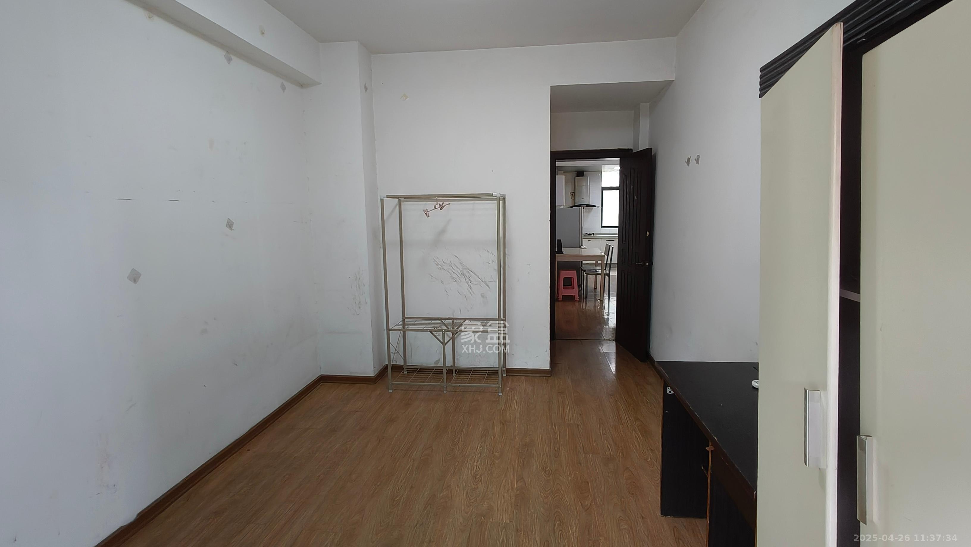 中江国际花城 3室2厅2卫 2500.0元/月 中江国际花城 3室2厅2卫 2500.0元/月室内图