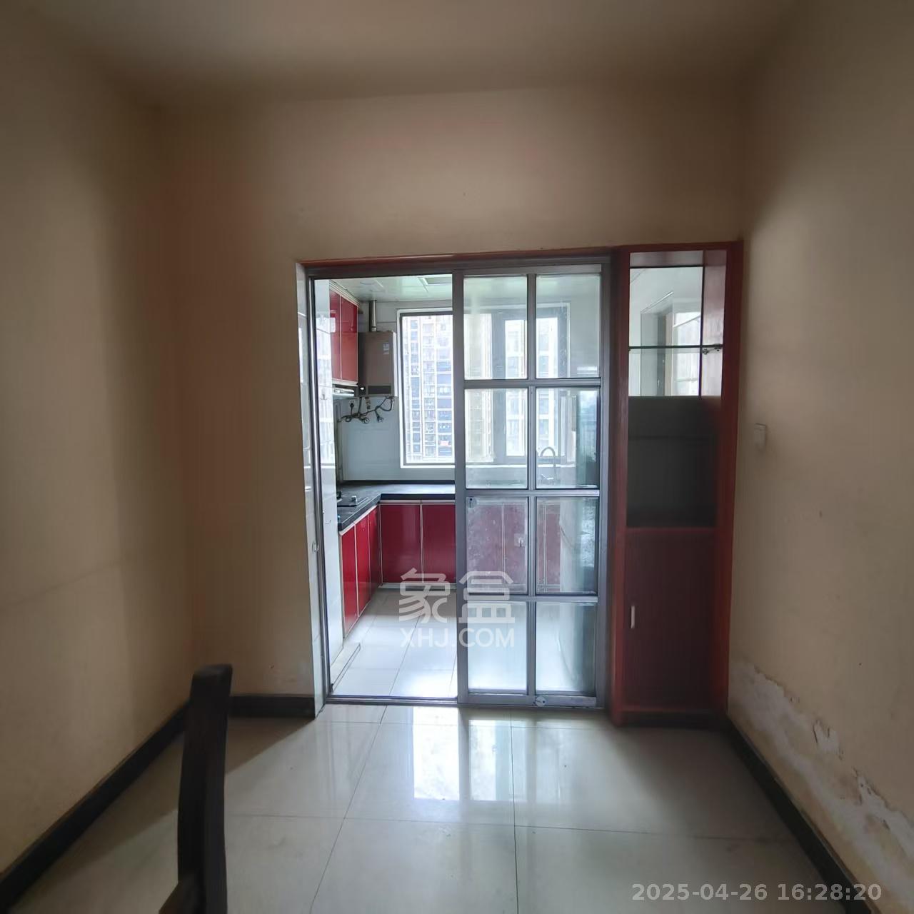 旭辉华庭 3室2厅2卫 1300.0元/月 旭辉华庭 3室2厅2卫 1300.0元/月室内图