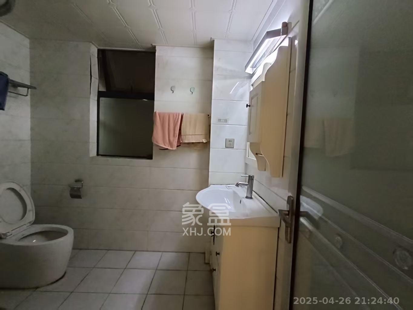 中建麓山和苑  2室2厅1卫   1700.00元/月室内图