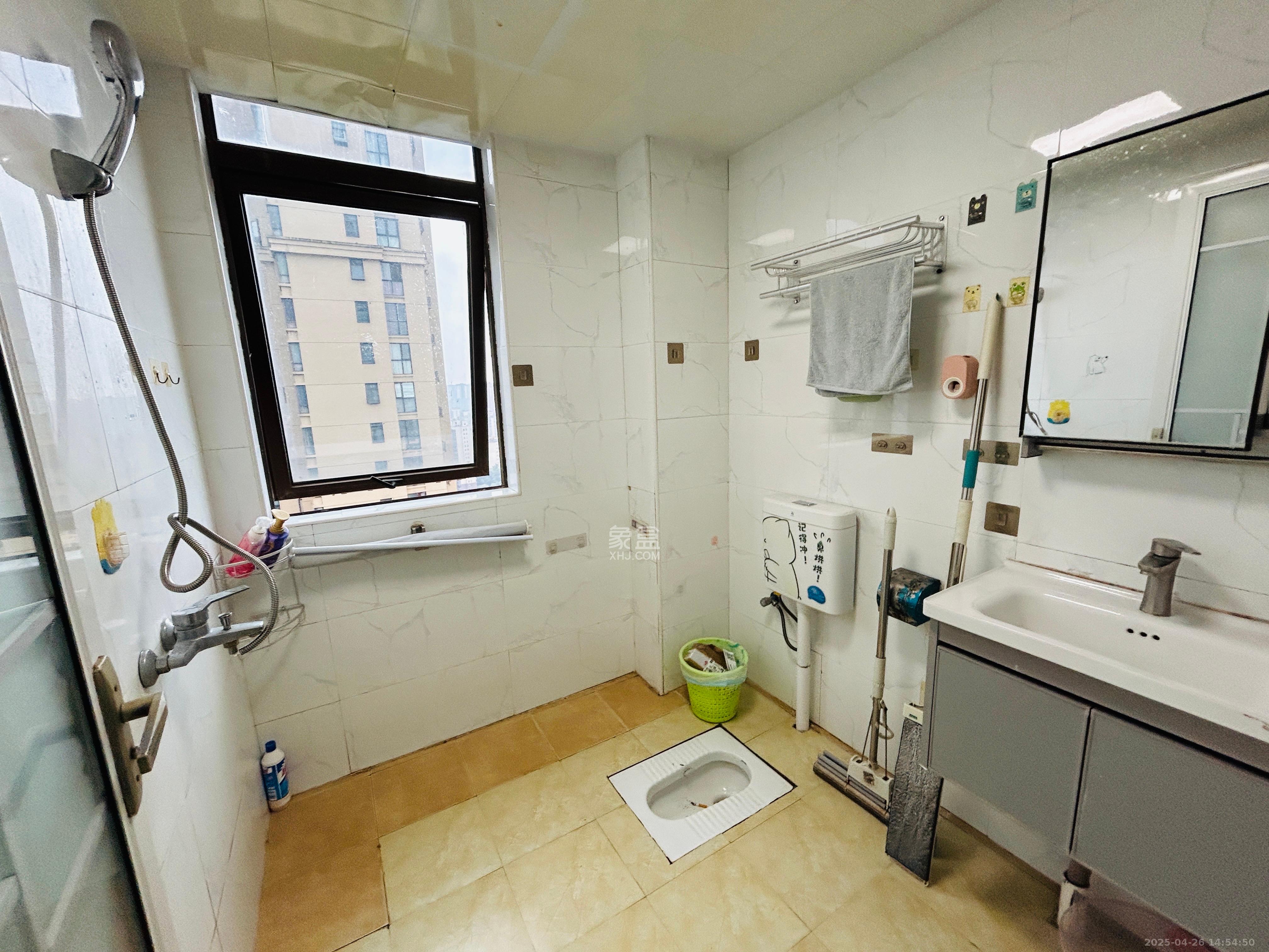 中建信和城 3室1厅1卫 2800.0元/月 中建信和城 3室1厅1卫 2800.0元/月室内图