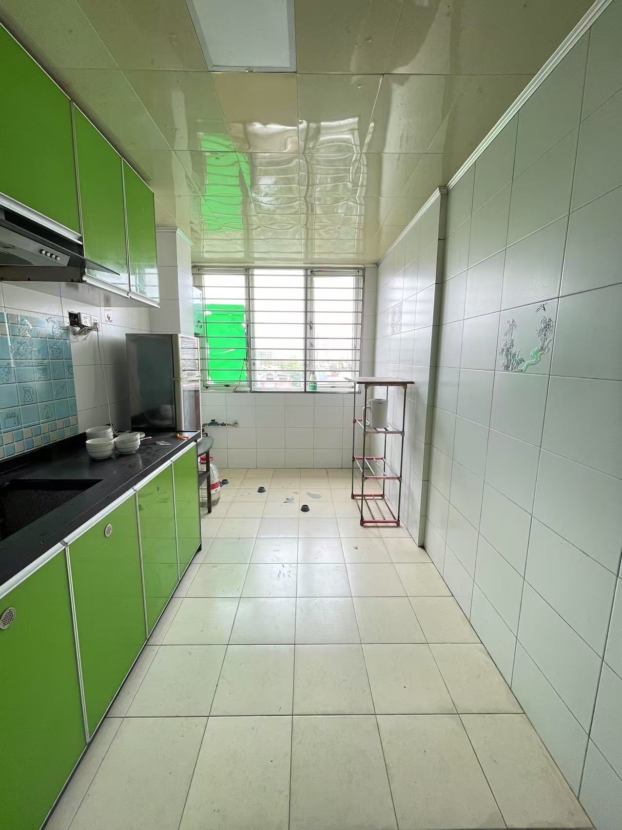 金达小区  3室2厅1卫    73.0万 金达小区  3室2厅1卫    73.0万厨房