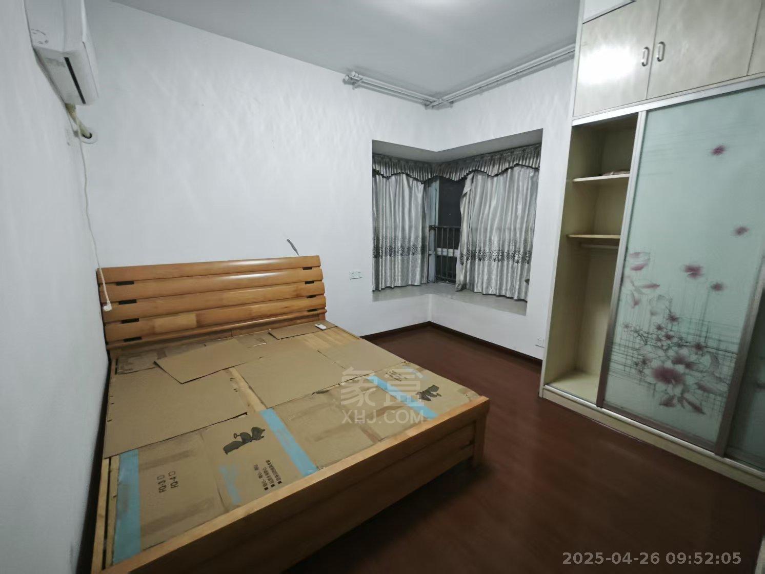 香博堡  3室2厅2卫   1200.00元/月室内图