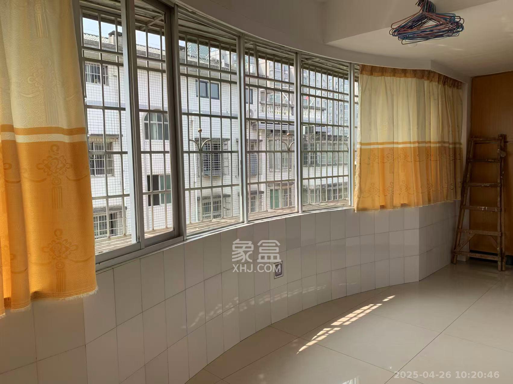 长塘新村  3室2厅2卫   1200.00元/月室内图