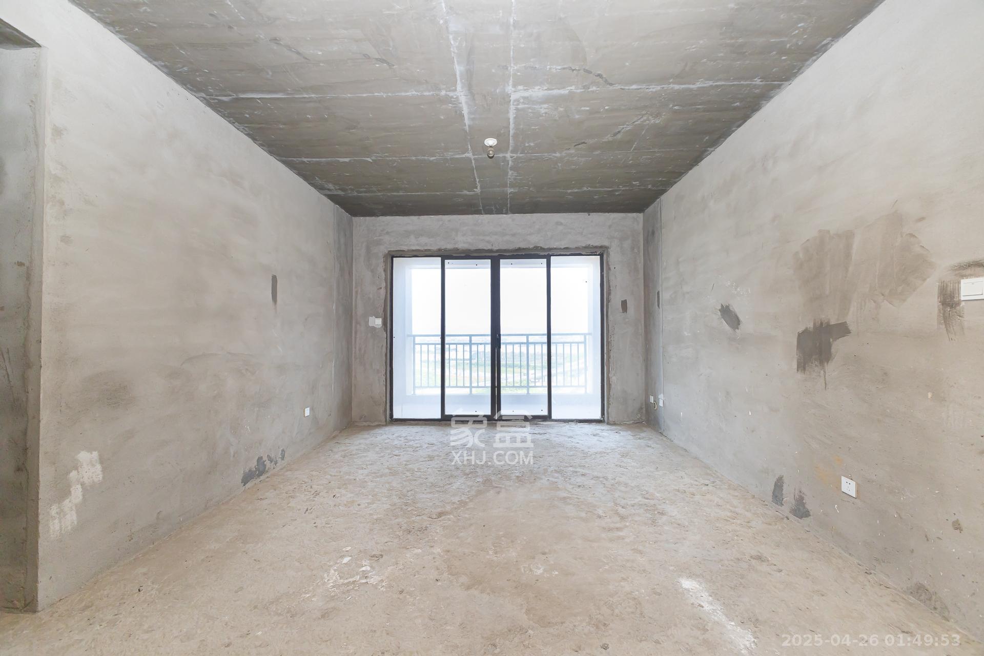 长燃新奥佳园  4室2厅2卫    90.0万 长燃新奥佳园  4室2厅2卫    90.0万客厅