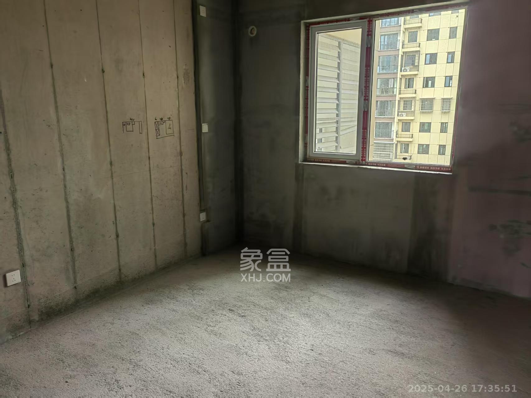 新宇东升家园 4室2厅2卫 1400.0元/月 新宇东升家园 4室2厅2卫 1400.0元/月室内图