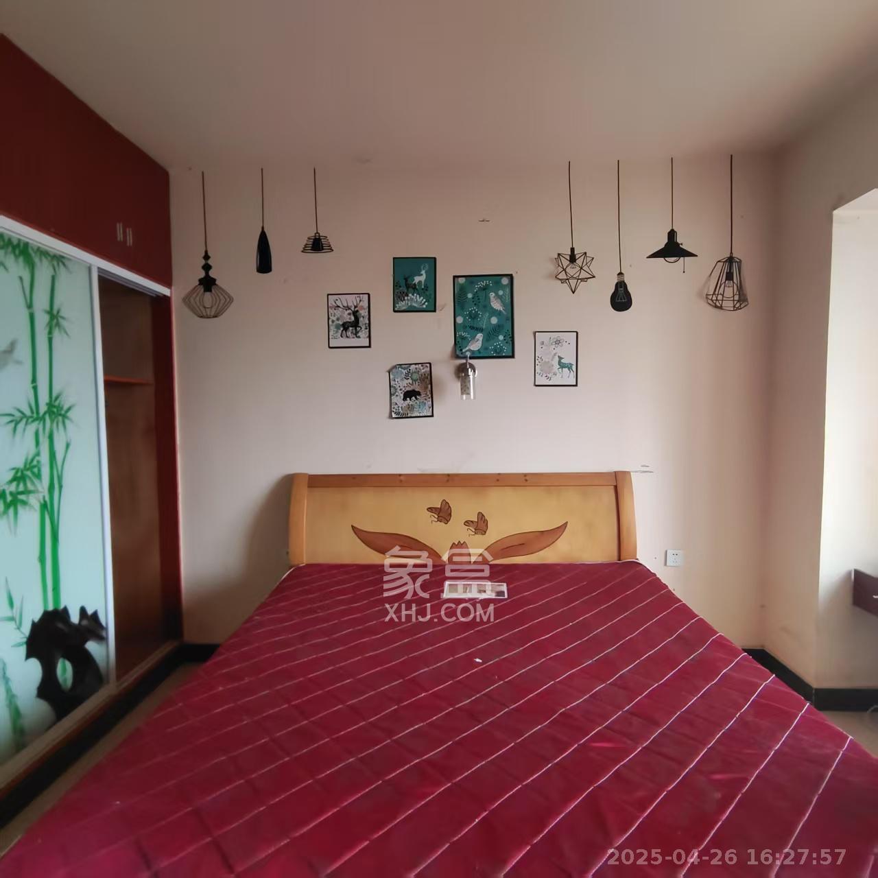 旭辉华庭 3室2厅2卫 1300.0元/月 旭辉华庭 3室2厅2卫 1300.0元/月室内图