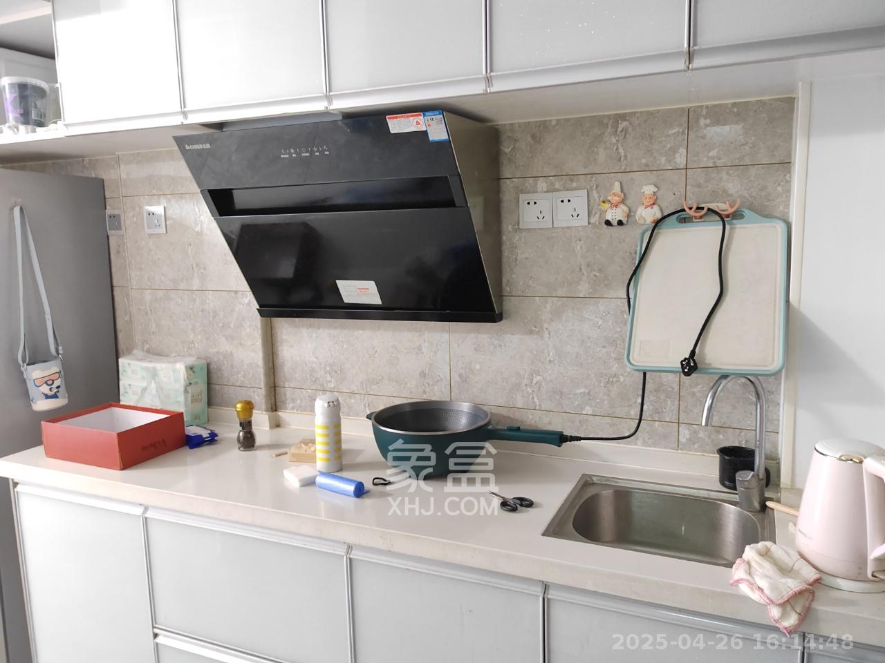 汀湘十里 1室1厅1卫 1500.0元/月 汀湘十里 1室1厅1卫 1500.0元/月室内图