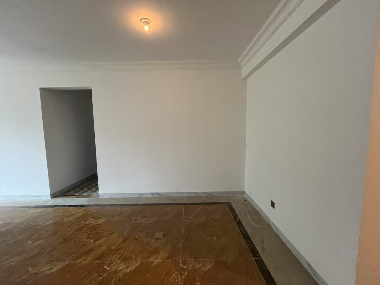 碧桂园梓山府 3室2厅2卫 1600.0元/月 碧桂园梓山府 3室2厅2卫 1600.0元/月室内图