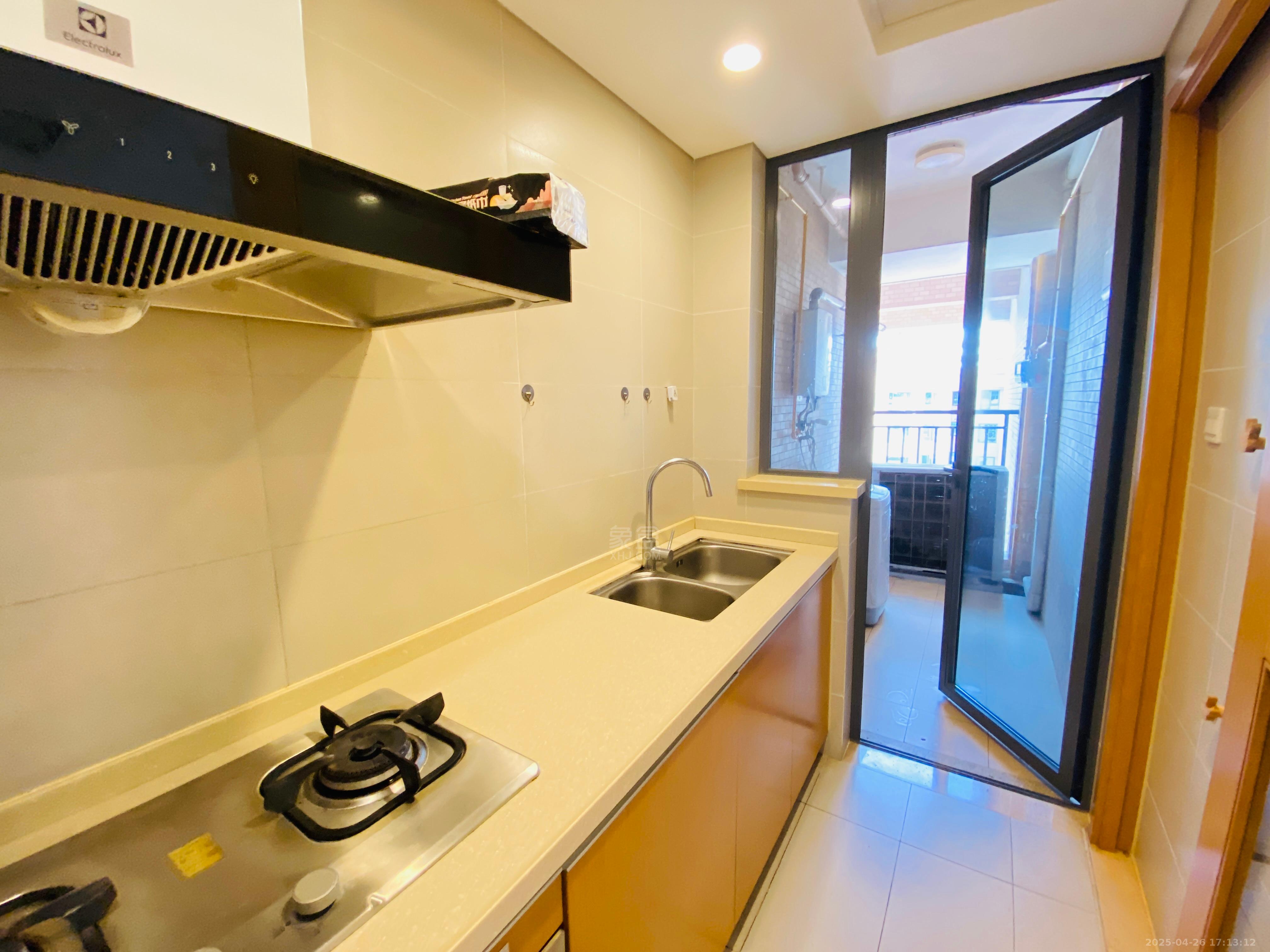 晋合湘水湾四期 2室1厅1卫 2300.0元/月 晋合湘水湾四期 2室1厅1卫 2300.0元/月室内图