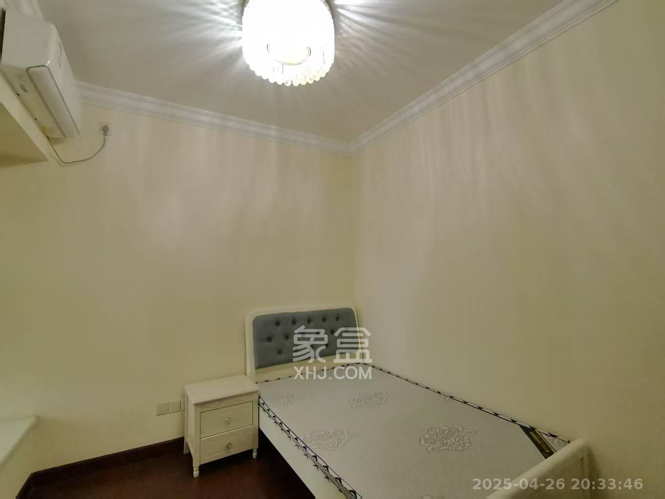 恒大御景湾  3室2厅1卫   3280.00元/月室内图