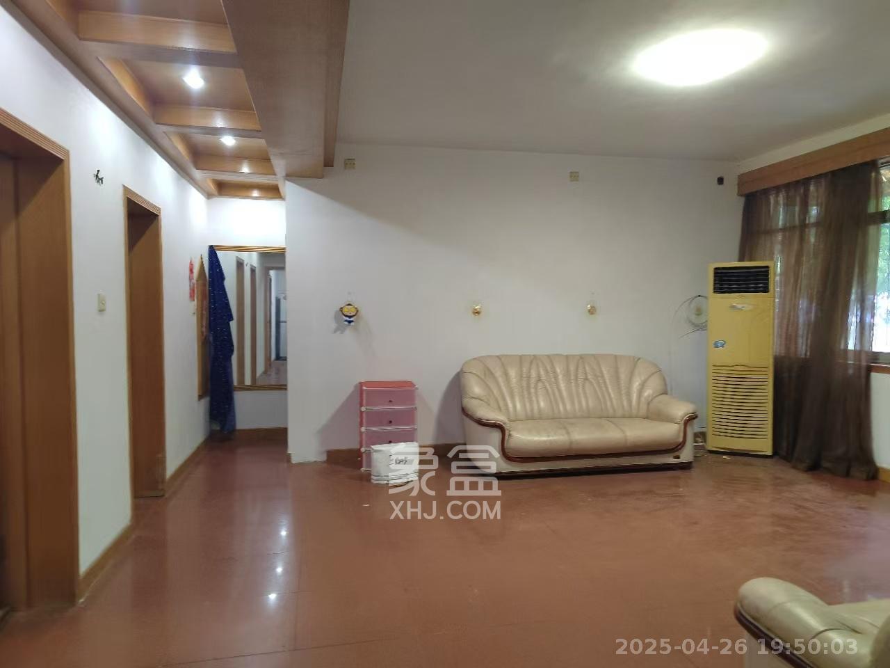 长沙市天心区疾控中心宿舍 3室2厅1卫 1600.0元/月 长沙市天心区疾控中心宿舍 3室2厅1卫 1600.0元/月室内图