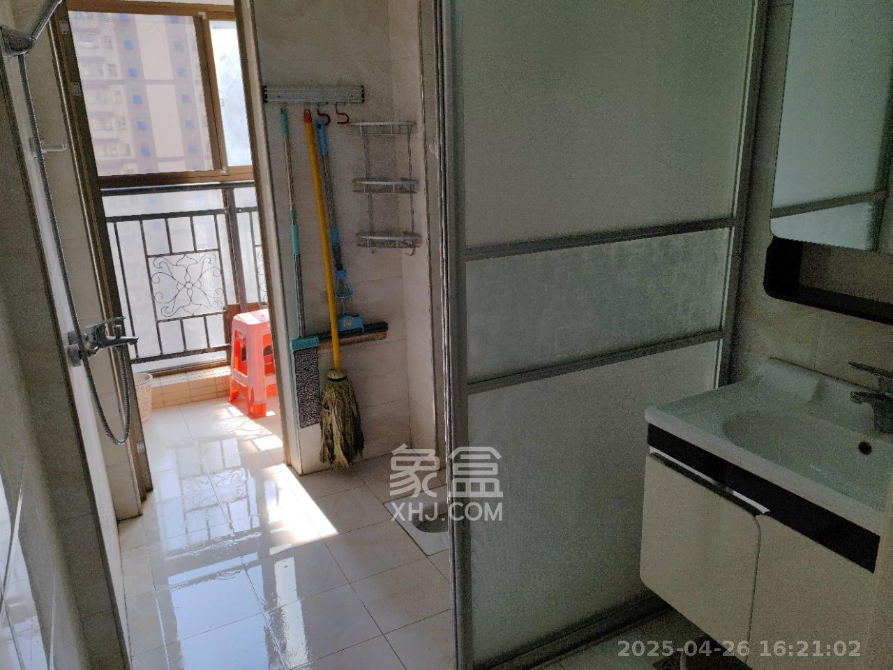 江山帝景哈佛 3室2厅2卫 2500.0元/月 江山帝景哈佛 3室2厅2卫 2500.0元/月室内图