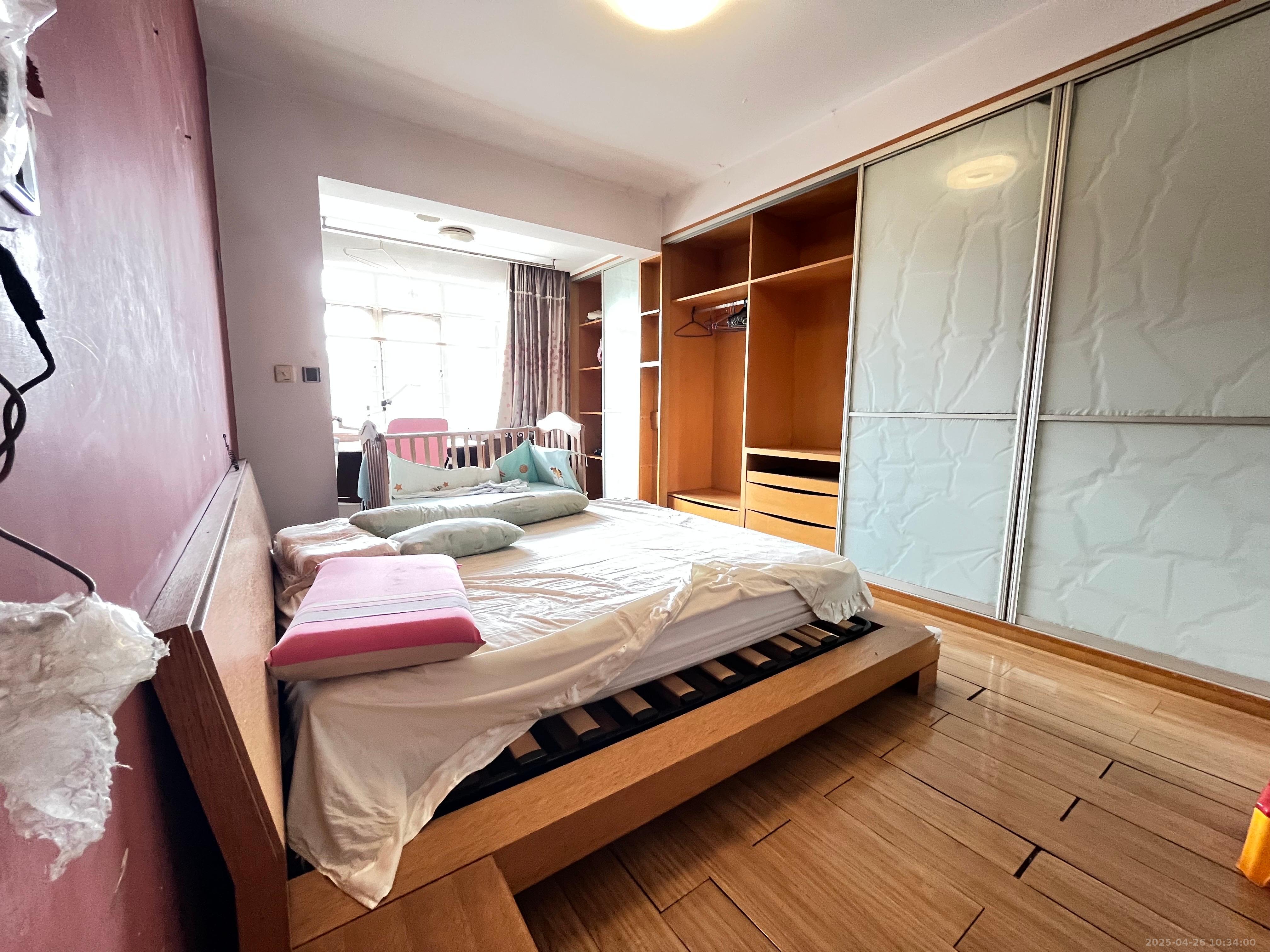 仰天湖省送变电宿舍  3室2厅2卫    3600.0元/月 仰天湖省送变电宿舍  3室2厅2卫    3600.0元/月