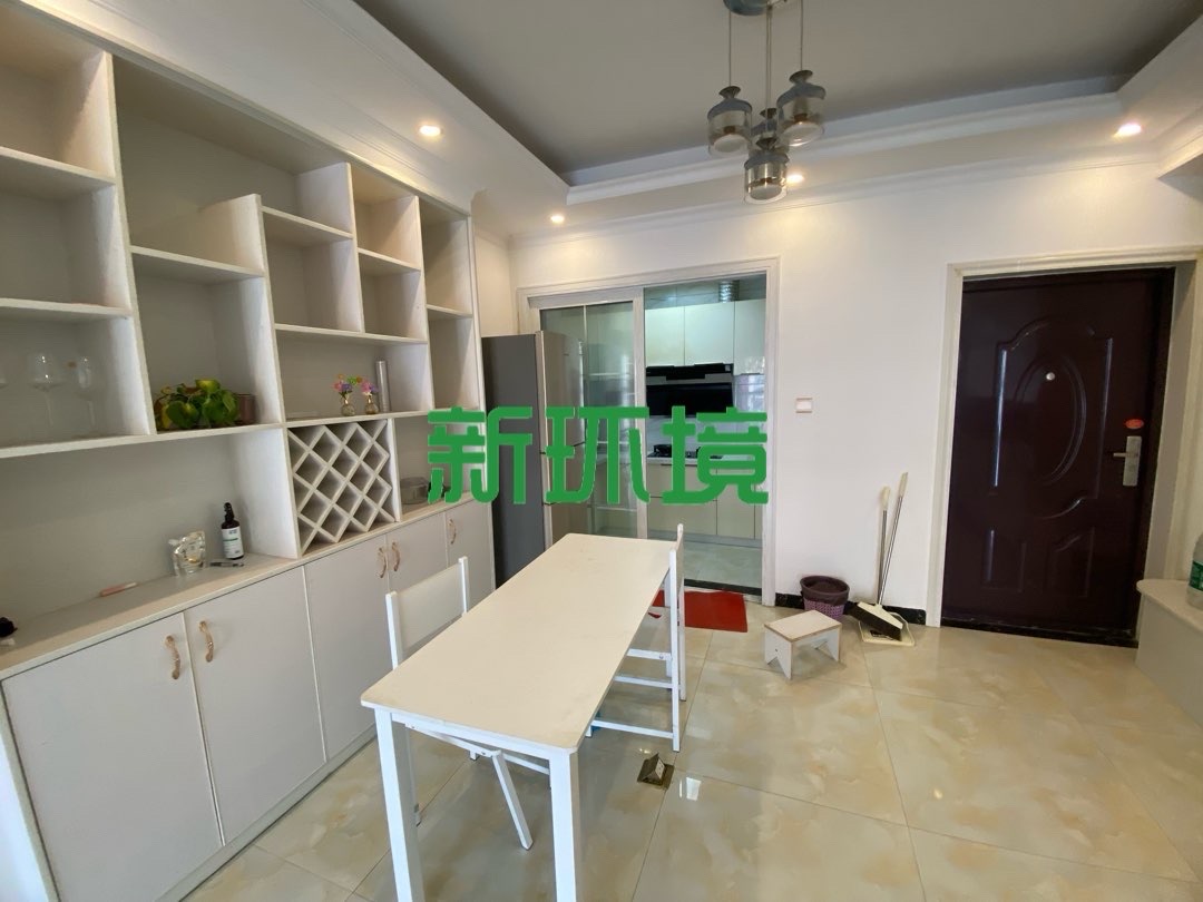 山城上品 2室2厅1卫 1600.0元/月 山城上品 2室2厅1卫 1600.0元/月室内图