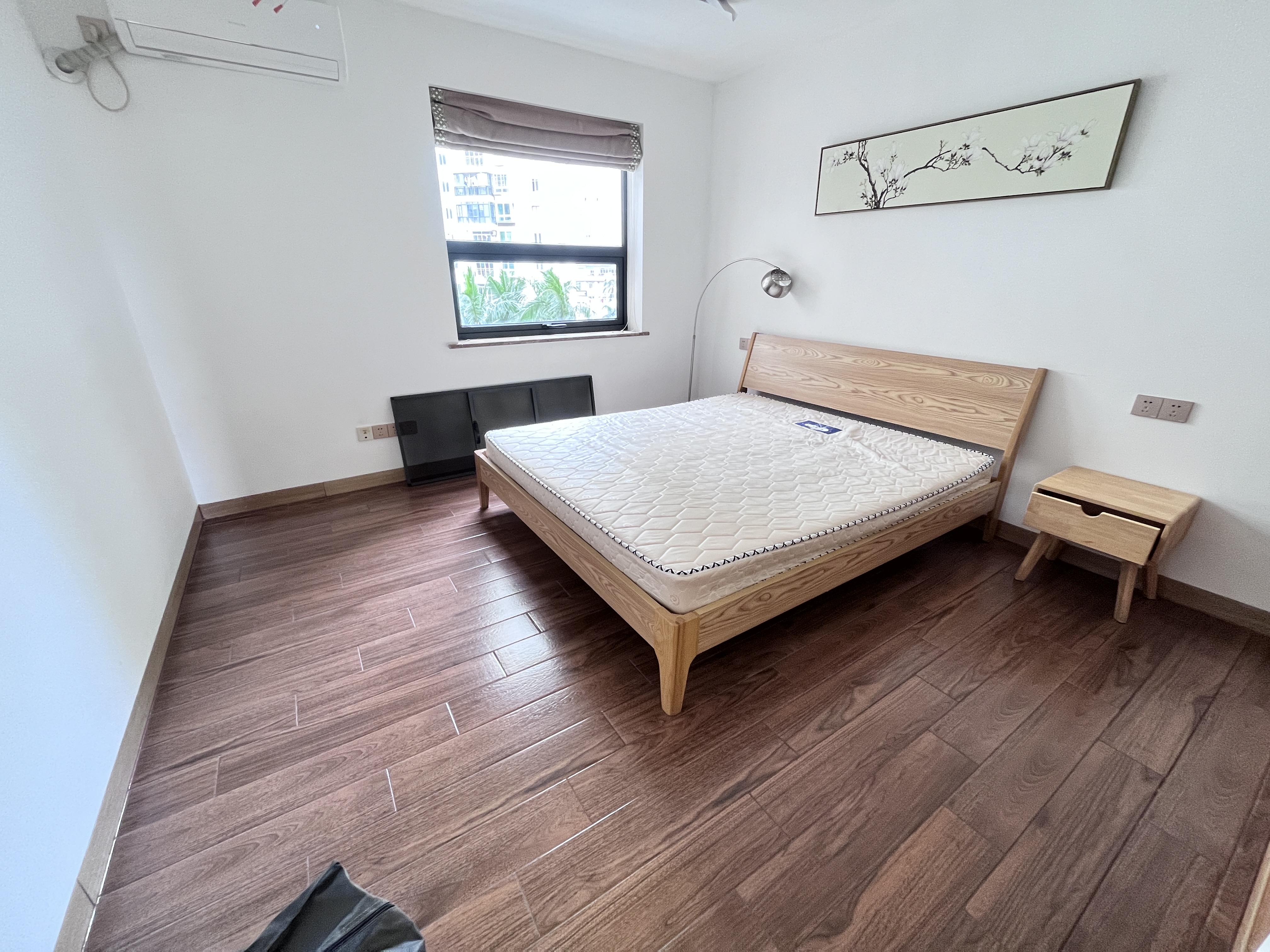 新宏基大厦 2室2厅1卫 3000.0元/月 新宏基大厦 2室2厅1卫 3000.0元/月室内图