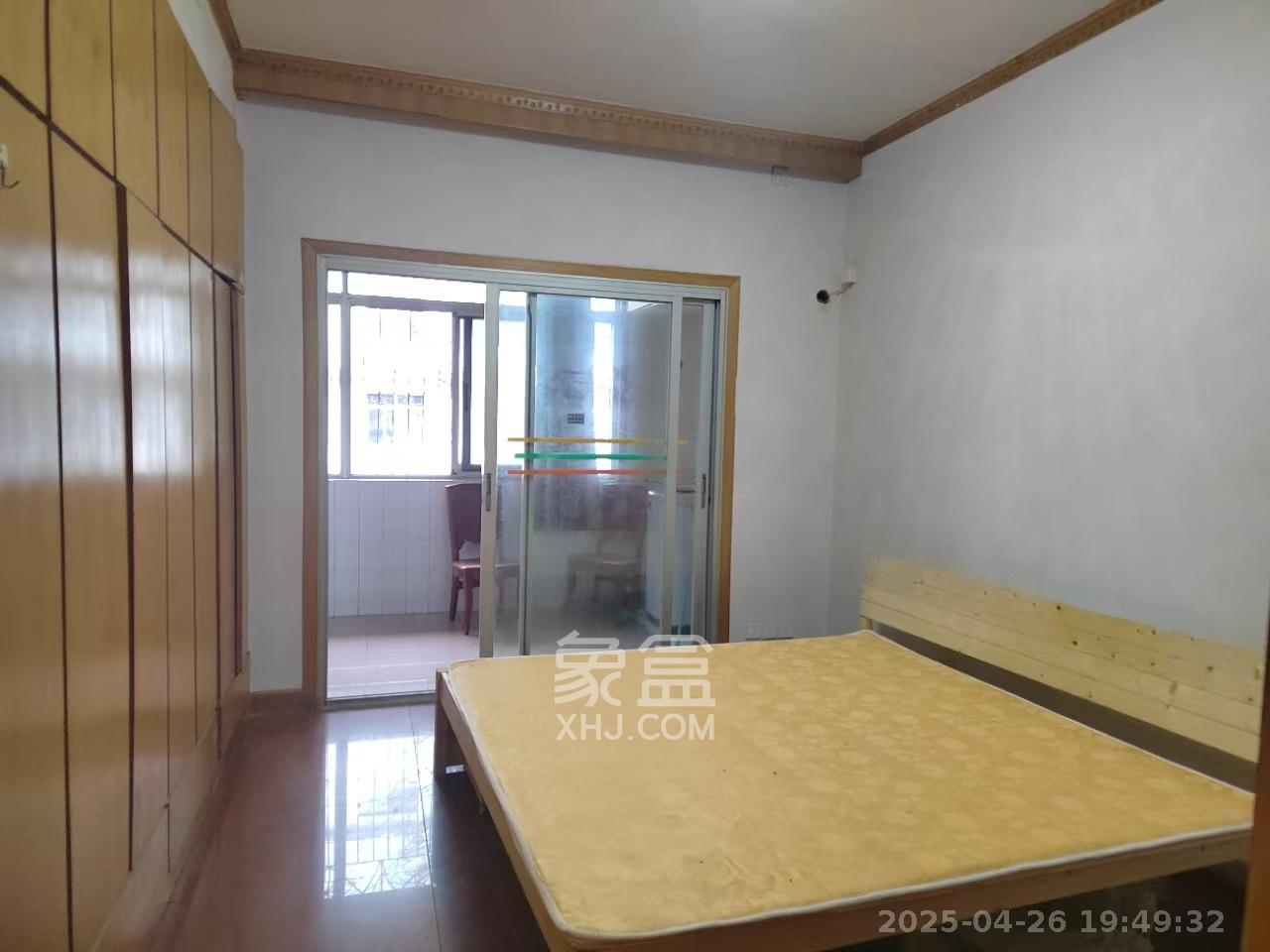 長(zhǎng)沙市天心區(qū)疾控中心宿舍  3室2廳1衛(wèi)   1800.00元/月室內(nèi)圖1