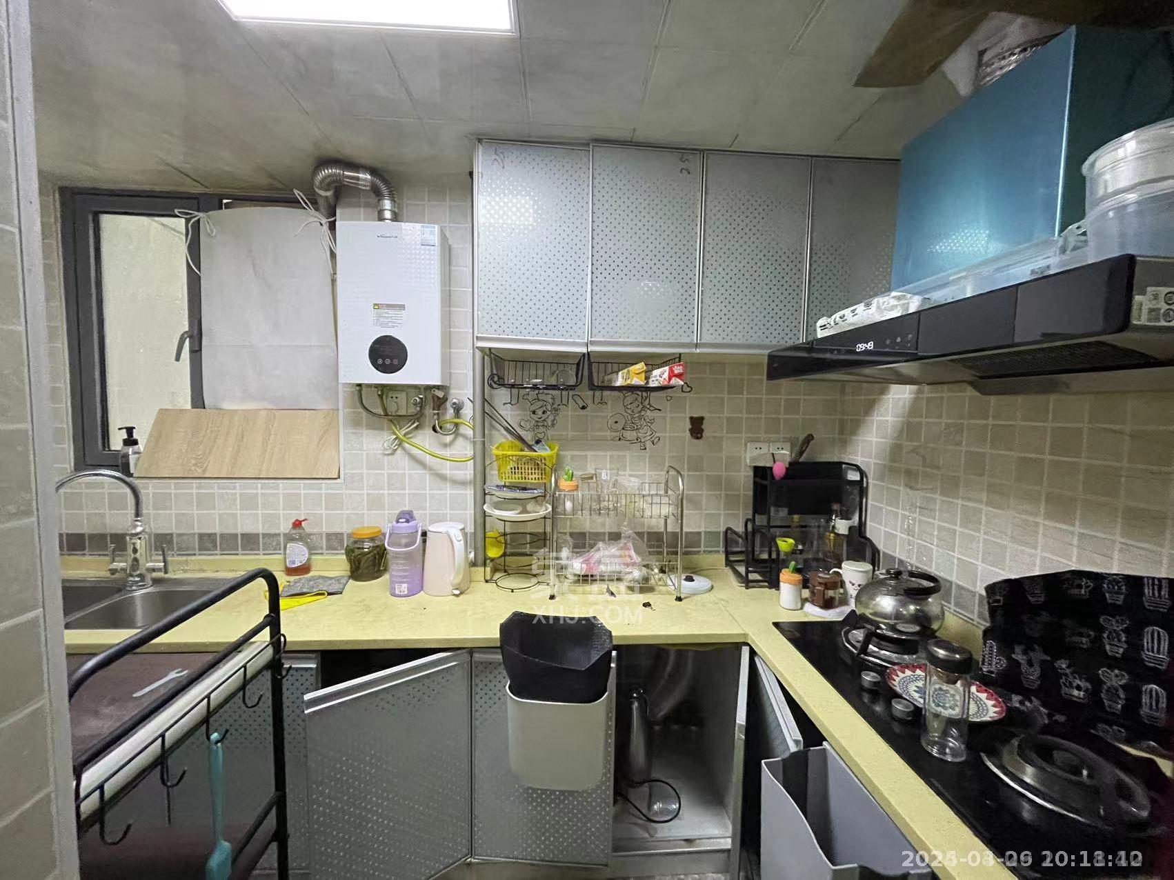 大汉希尔顿  2室0厅0卫    2500.0元/月 大汉希尔顿  2室0厅0卫    2500.0元/月室内图