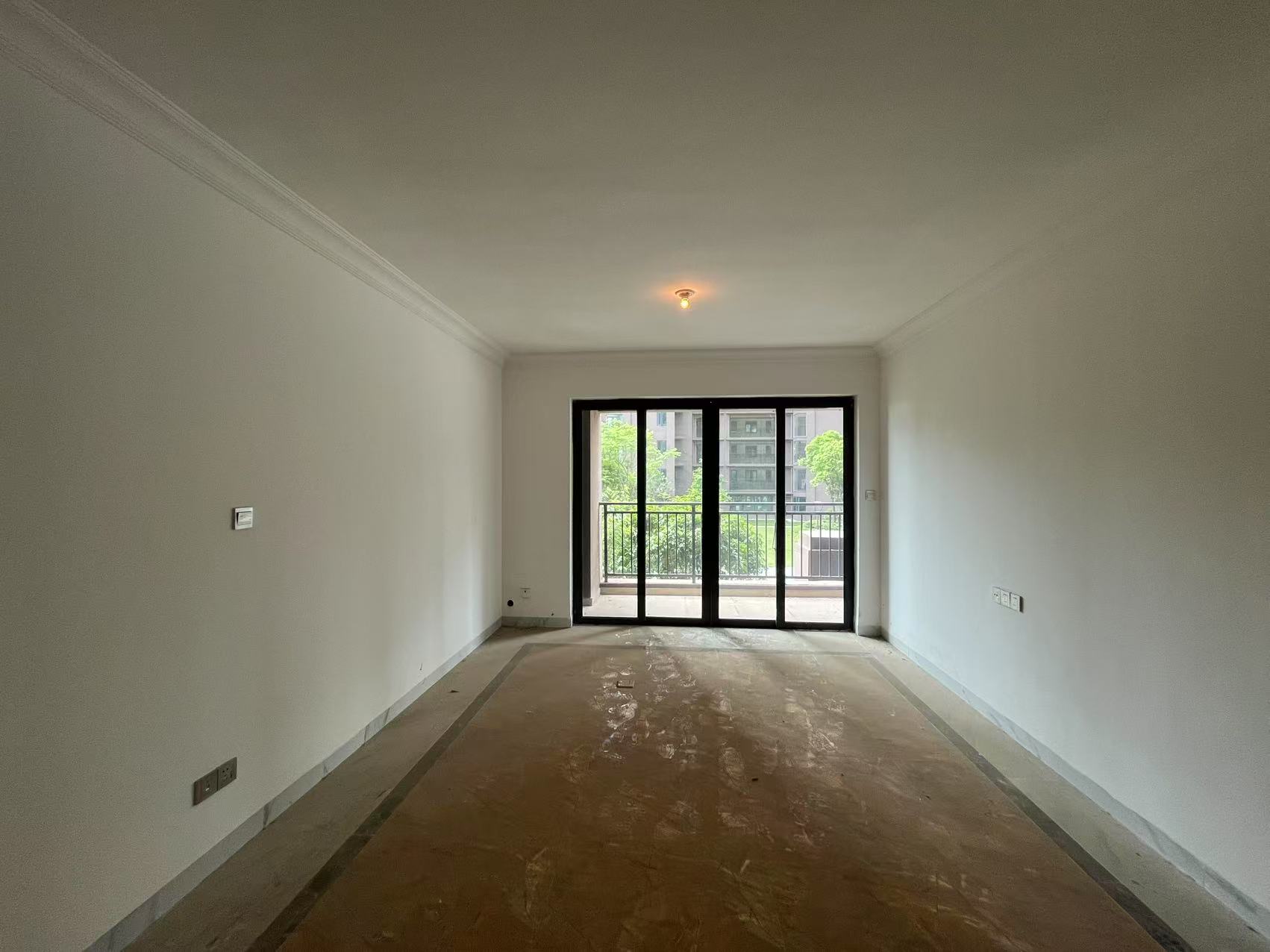 碧桂园梓山府 3室2厅2卫 1600.0元/月 碧桂园梓山府 3室2厅2卫 1600.0元/月室内图