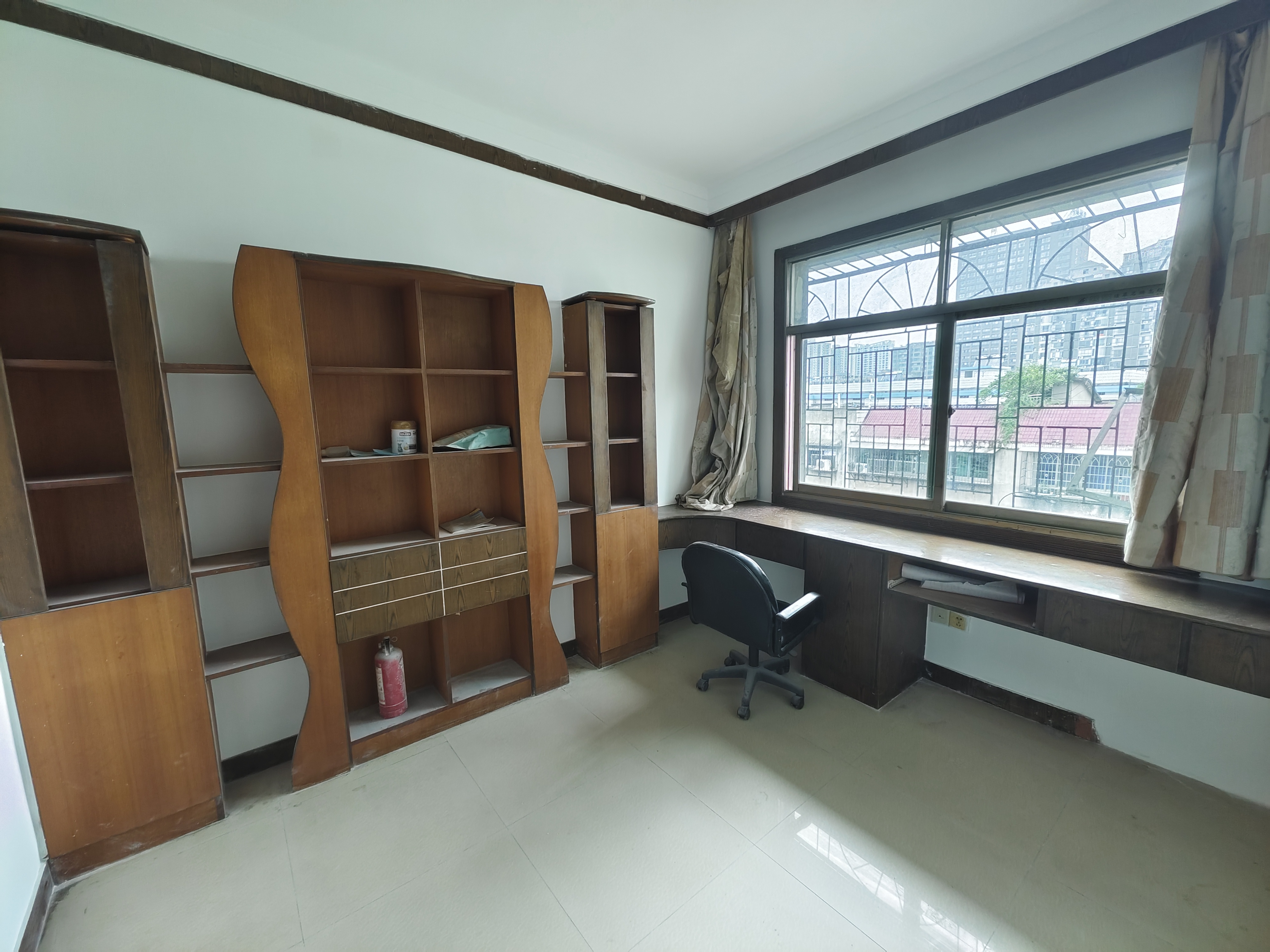 国瑞花园 4室2厅1卫 1000.0元/月 国瑞花园 4室2厅1卫 1000.0元/月室内图