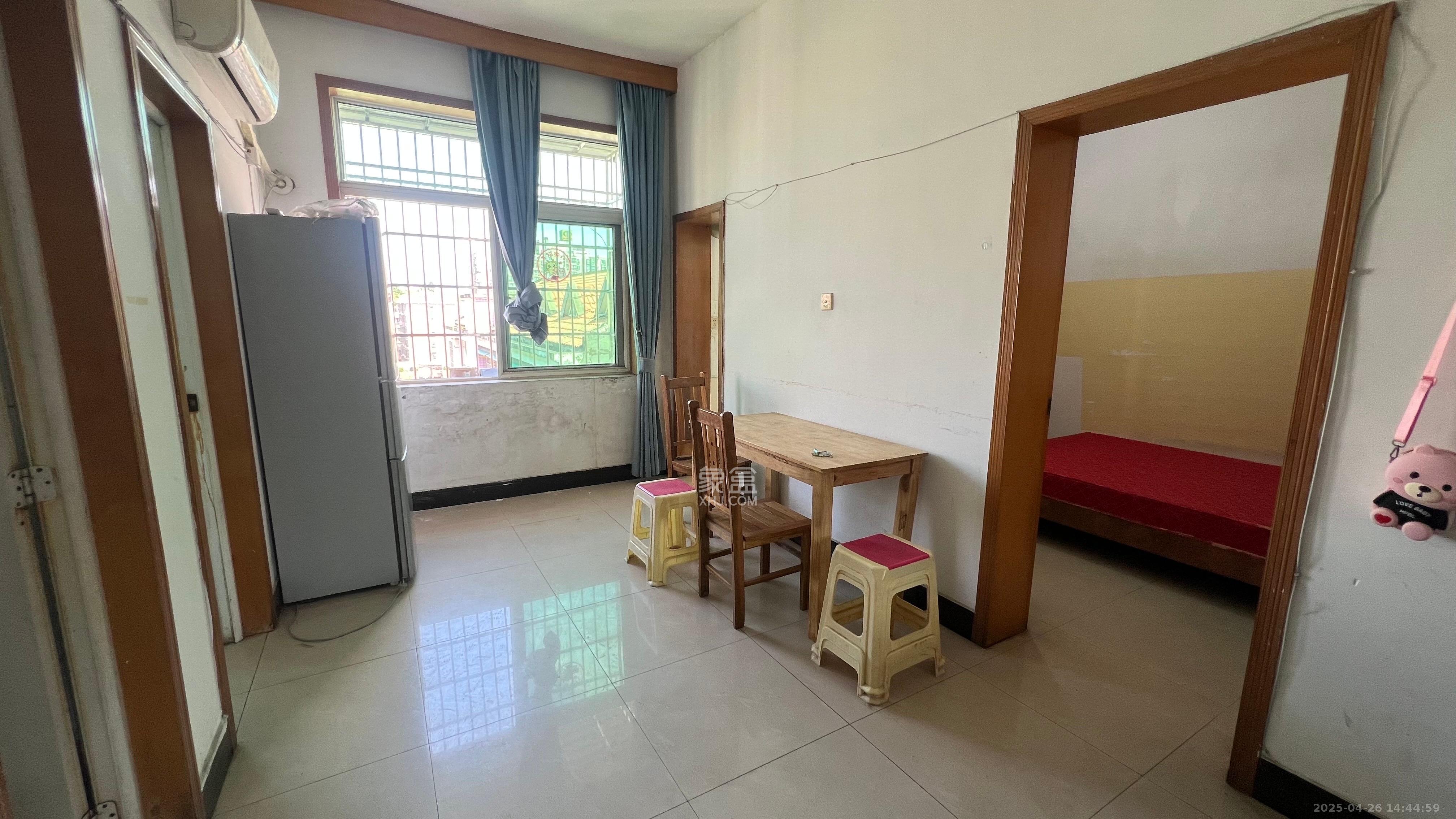 圆梦家园 3室2厅1卫 1500.0元/月 圆梦家园 3室2厅1卫 1500.0元/月室内图