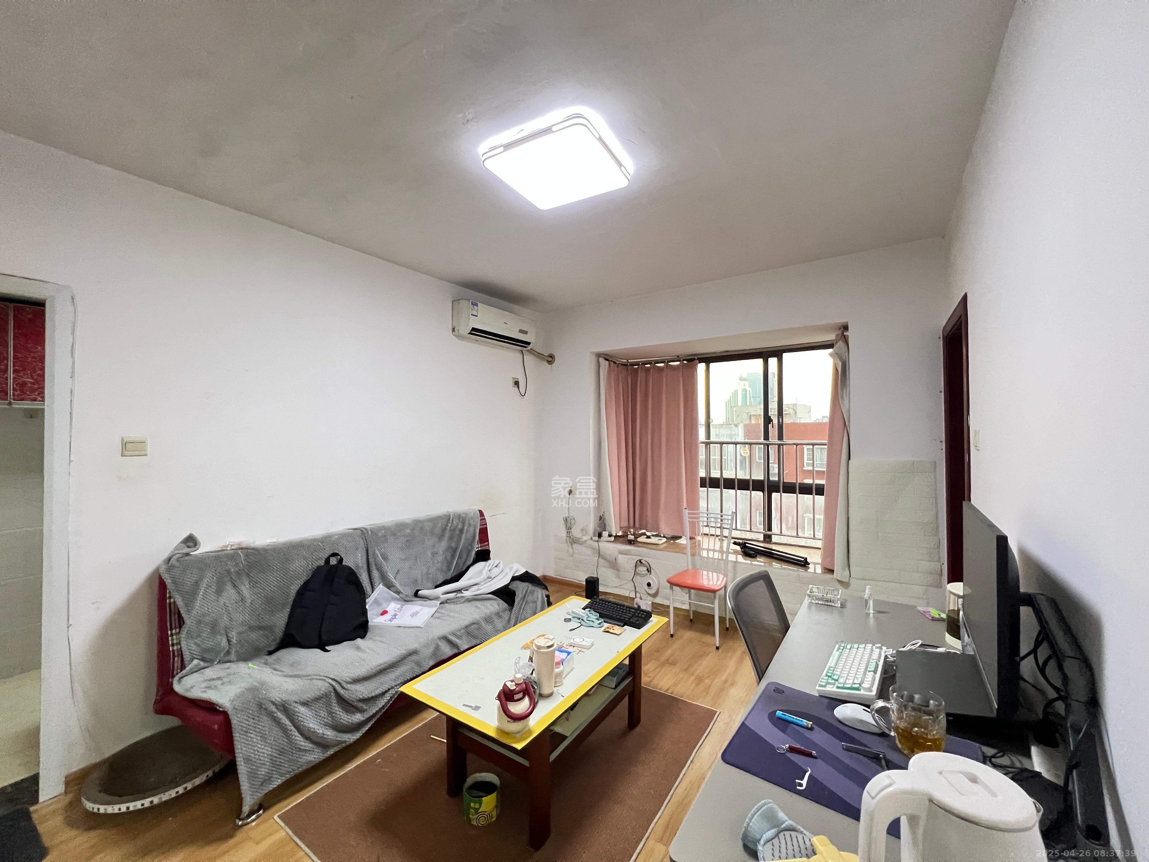 晨兴家园  1室1厅1卫   1800.00元/月室内图
