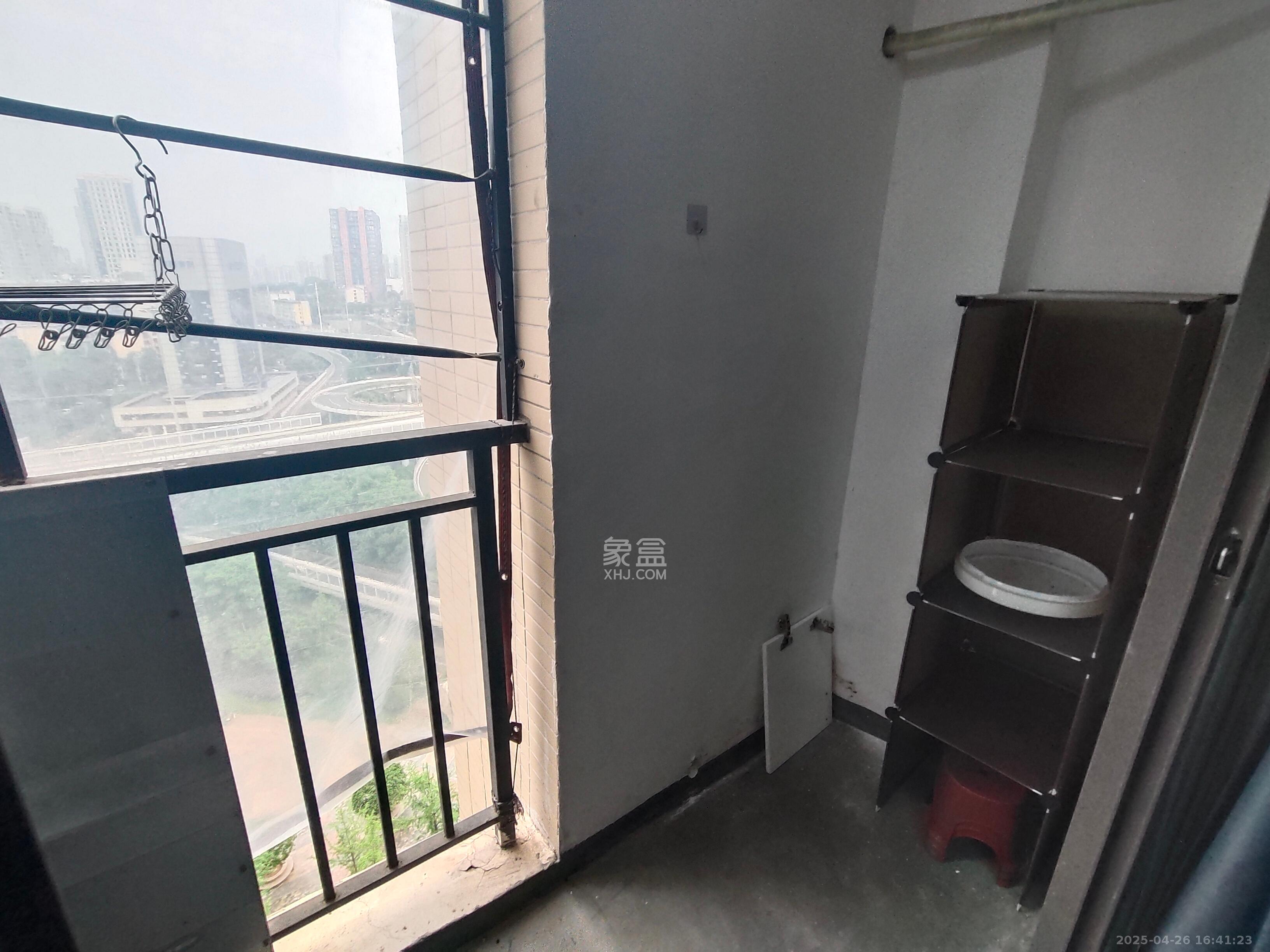 钱隆樽品(一、二、三期) 1室1厅1卫 1400.0元/月 钱隆樽品(一、二、三期) 1室1厅1卫 1400.0元/月室内图