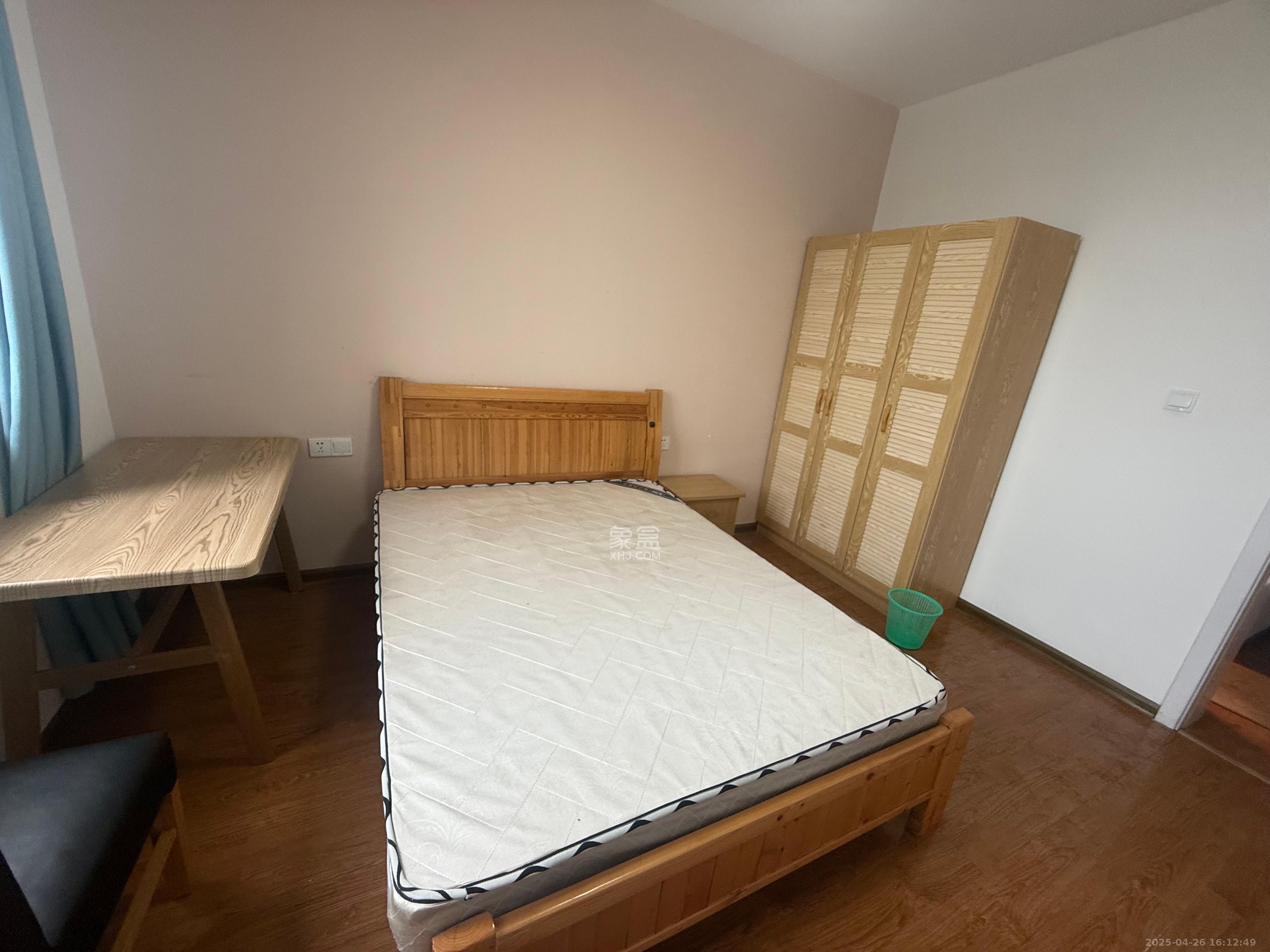盛景谷山里  2室2厅1卫   1800.00元/月室内图