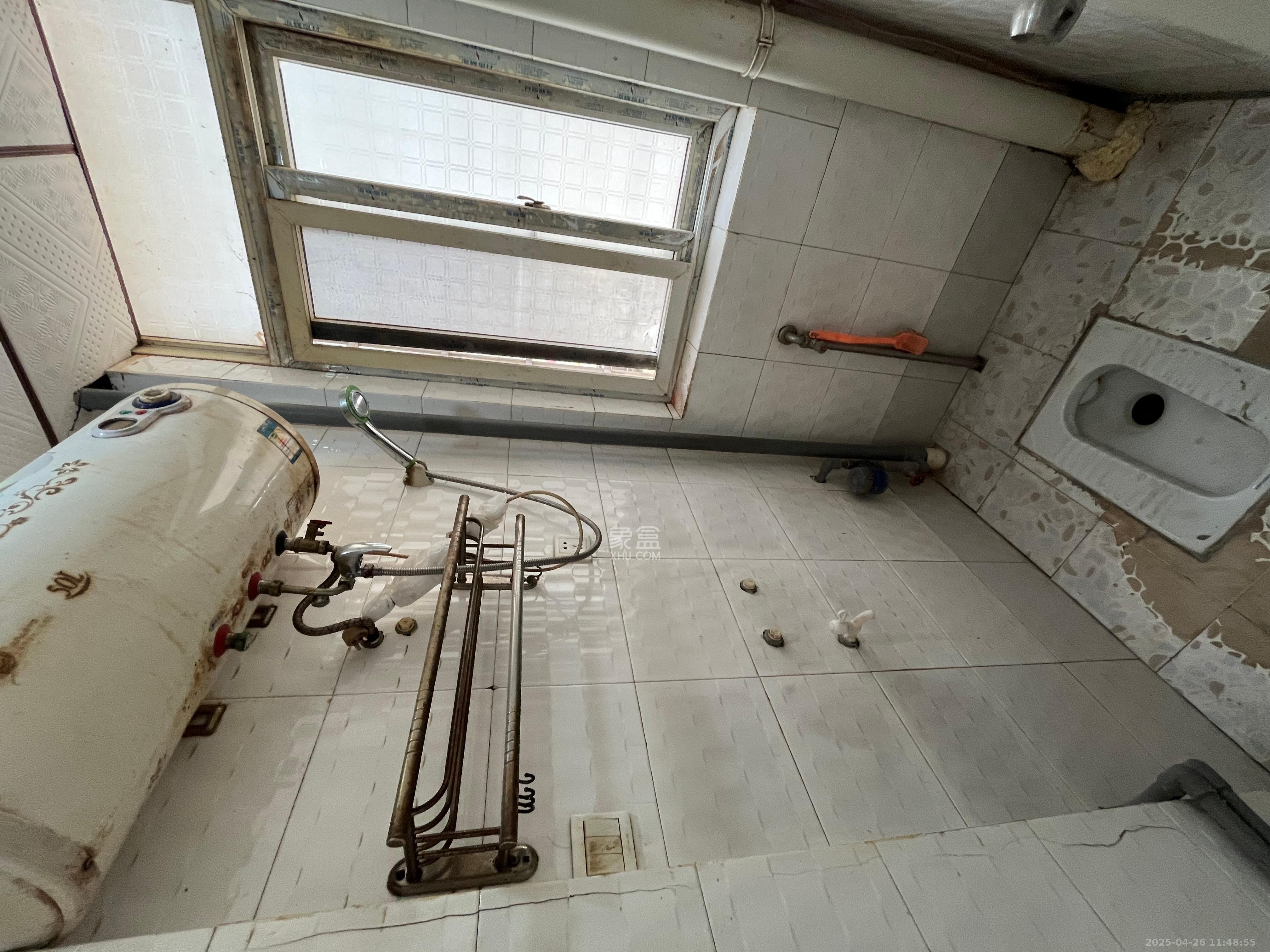 城西安置小区 1室0厅0卫 560.0元/月 城西安置小区 1室0厅0卫 560.0元/月室内图