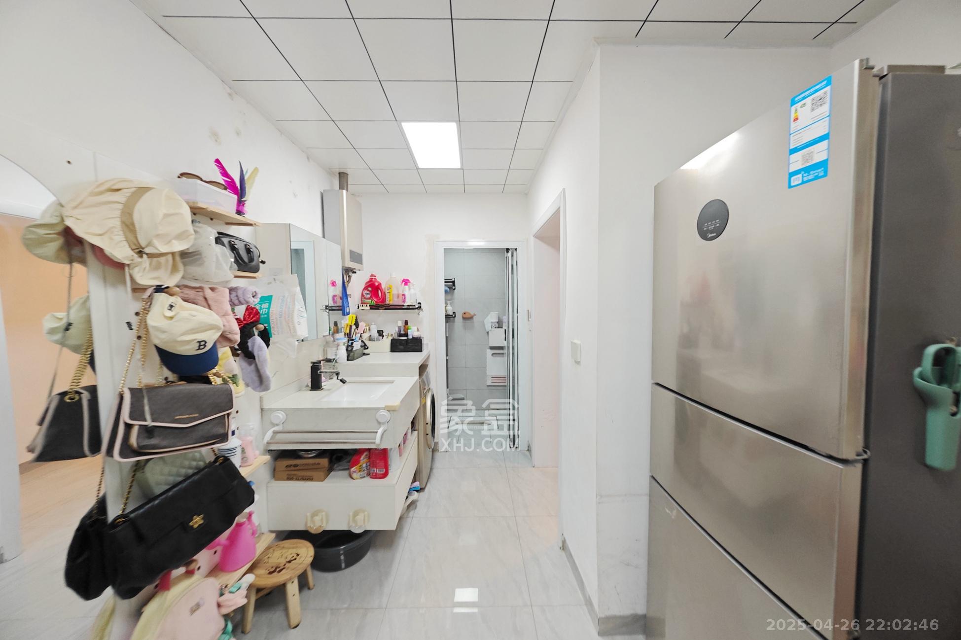 金地社区  1室1厅1卫    32.0万其他