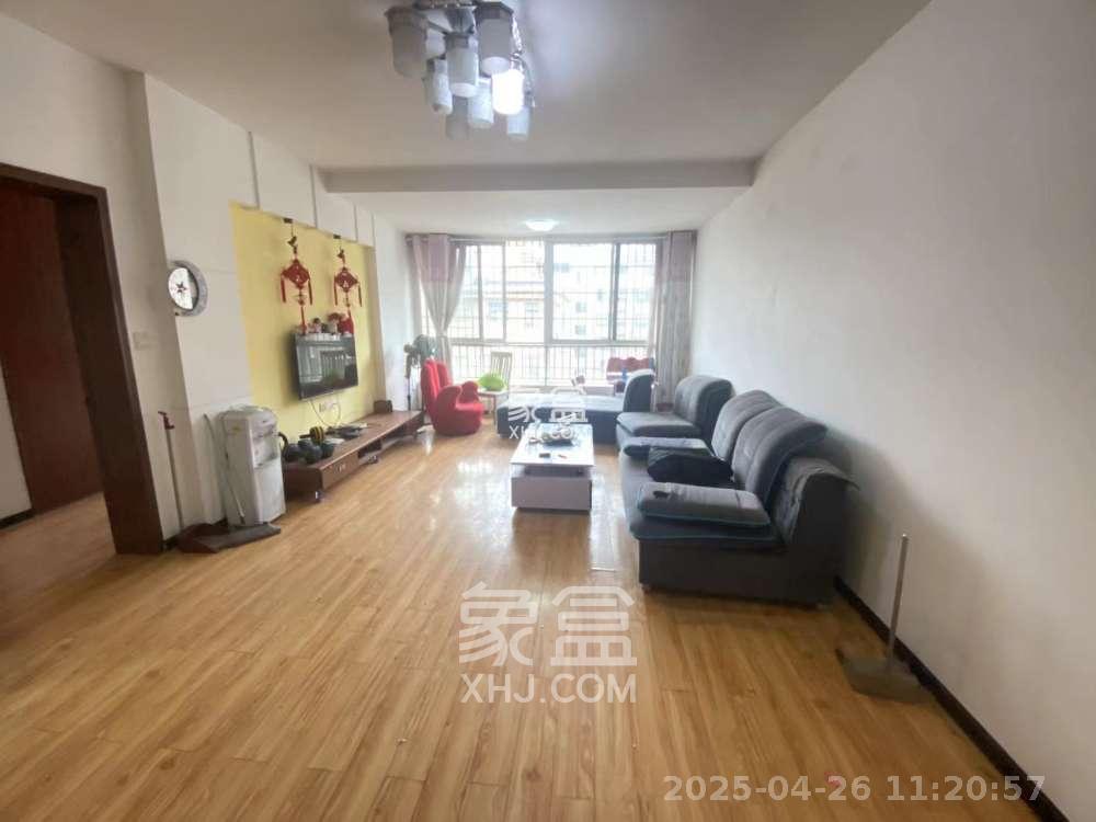 湖湘林语一期  3室2厅1卫   700.00元/月室内图1