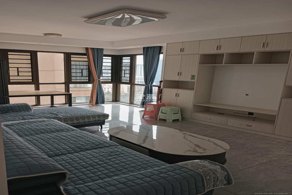 富兴悦府(富兴学府名邸) 4室2厅2卫 2300.0元/月 富兴悦府(富兴学府名邸) 4室2厅2卫 2300.0元/月室内图