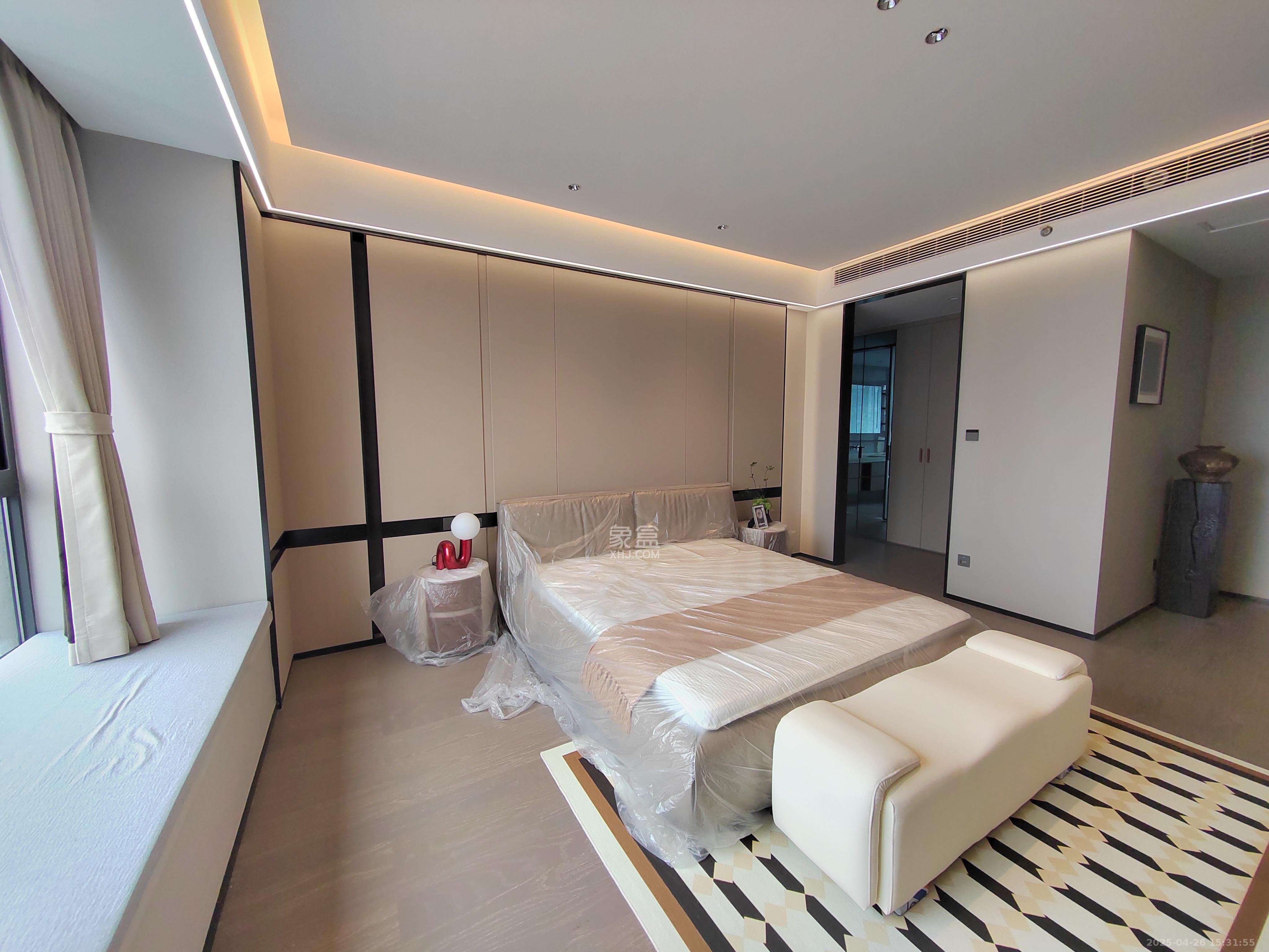 旭辉铂悦湘江  1室0厅0卫   28000.00元/月室内图