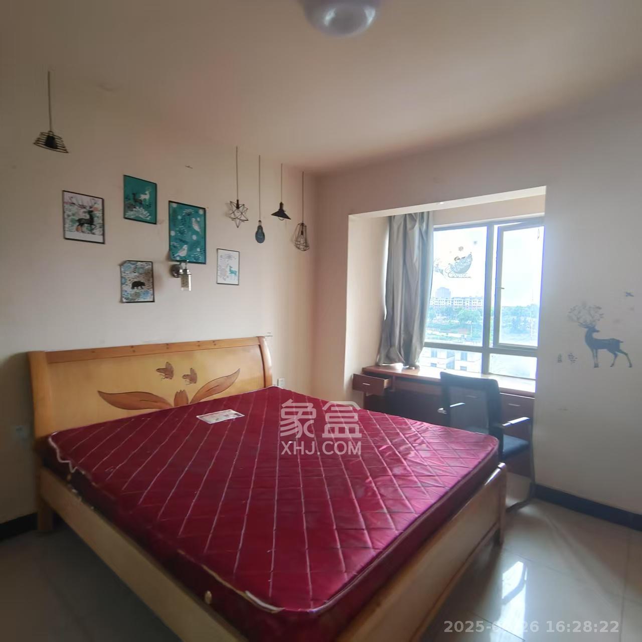 旭辉华庭 3室2厅2卫 1300.0元/月 旭辉华庭 3室2厅2卫 1300.0元/月室内图