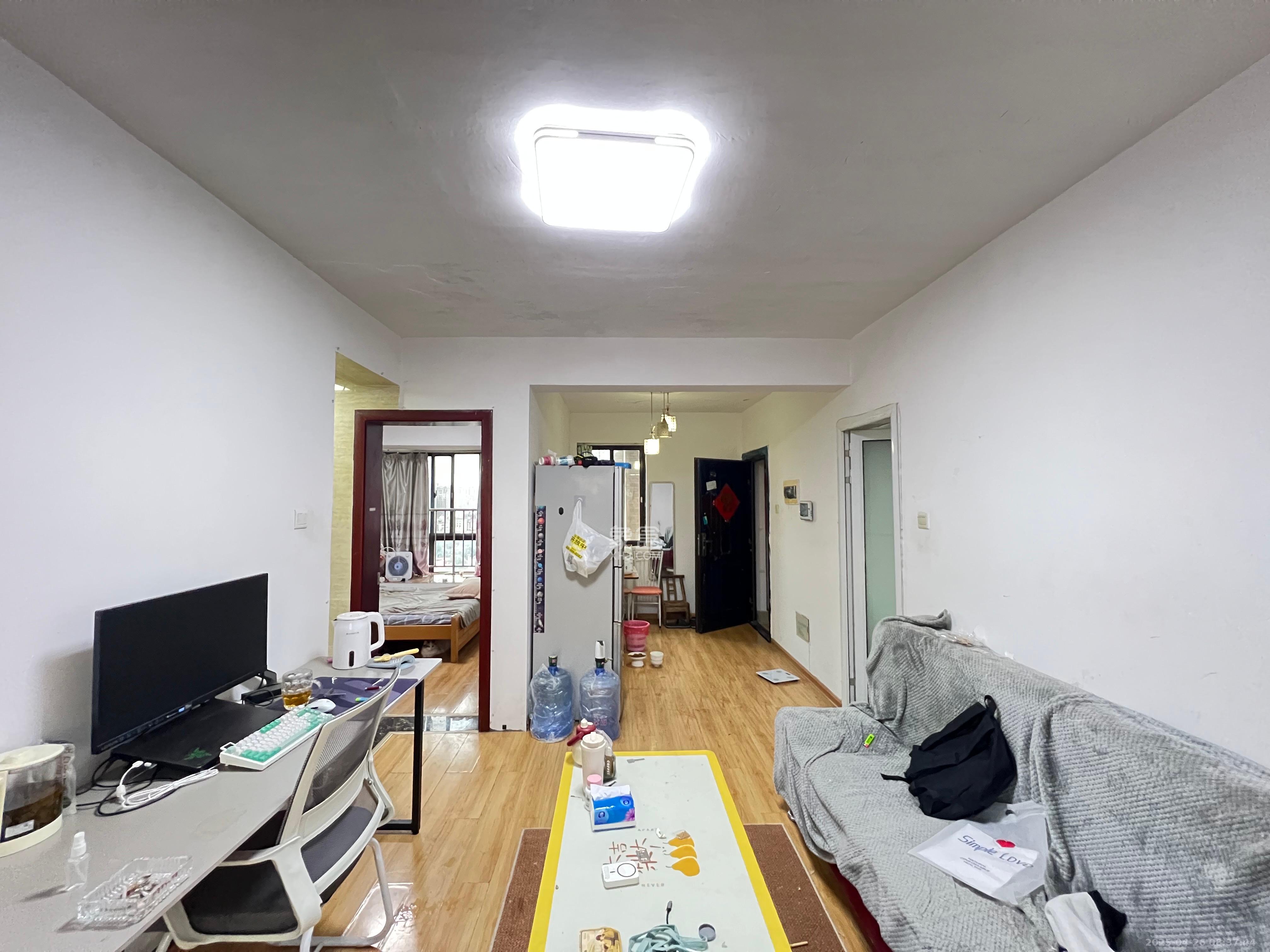 晨兴家园  1室1厅1卫   1800.00元/月室内图