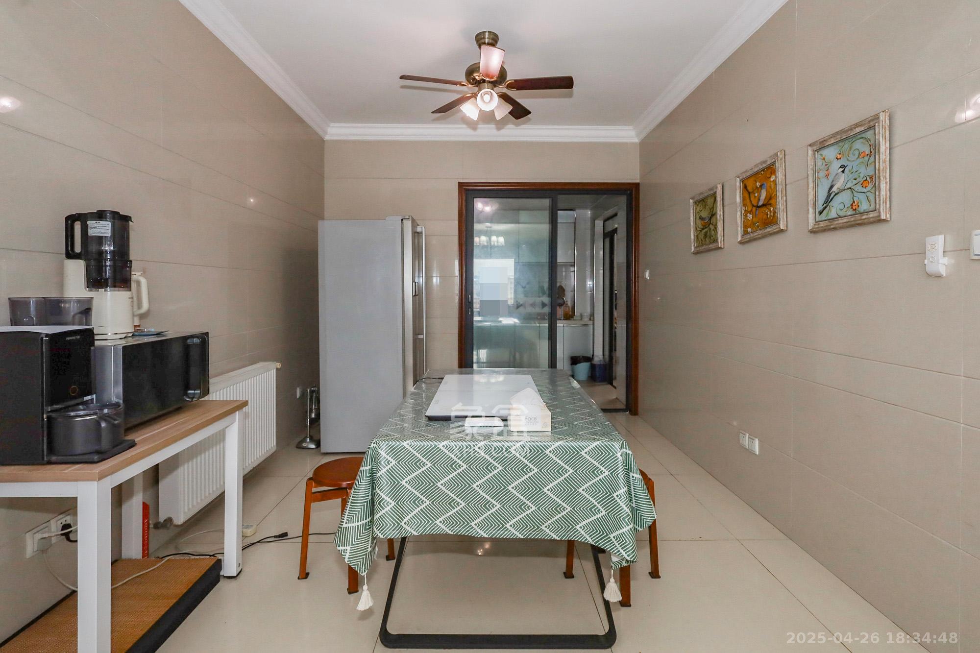 钰龙天下一期  4室2厅2卫    290.0万其他