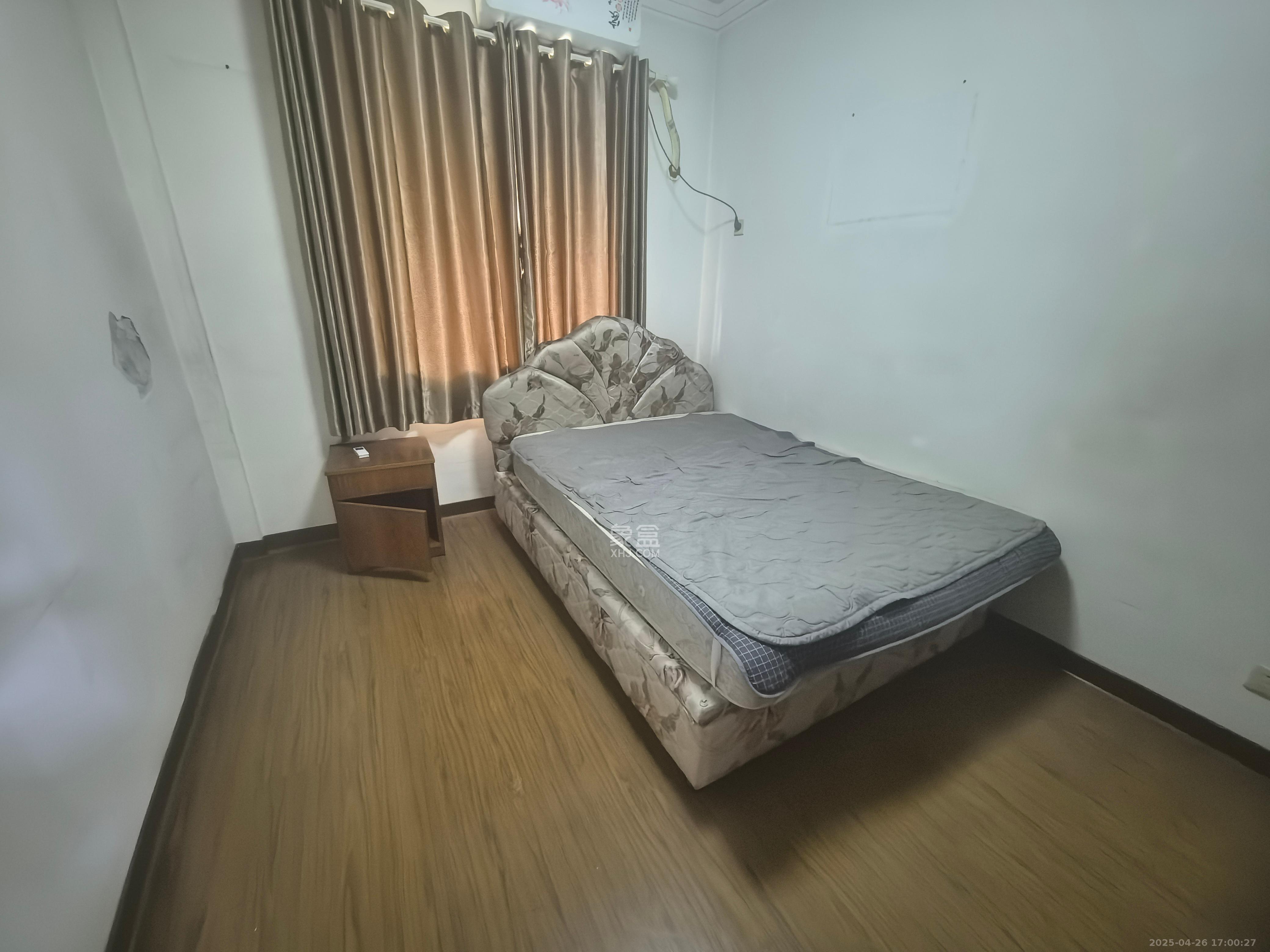 五一新村安置小区（永定社区、永兴社区、永祥社区）  3室2厅2卫    1800.0元/月室内图