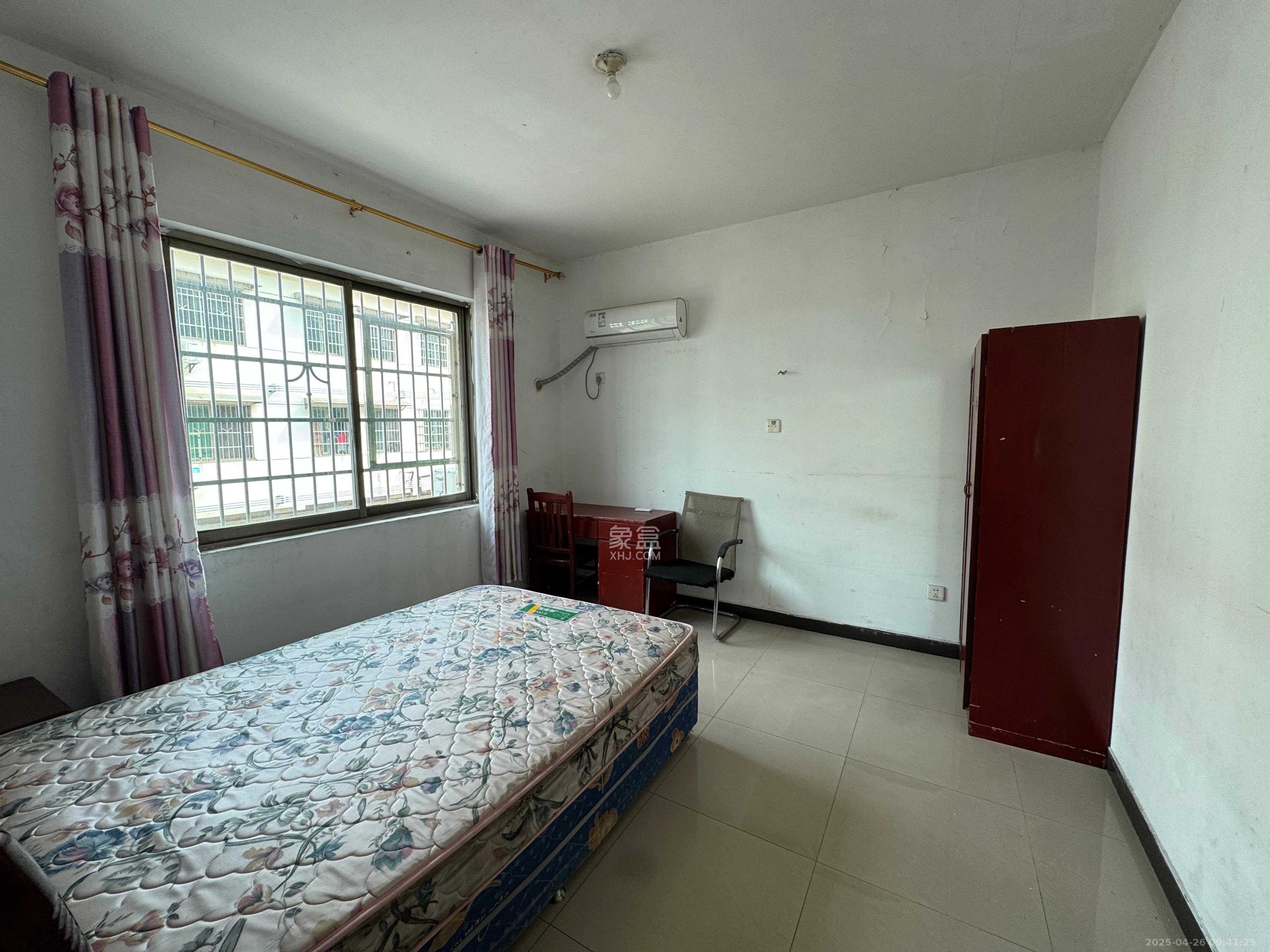 黄金乡金沙村废旧大市场 3室2厅1卫 1100.0元/月 黄金乡金沙村废旧大市场 3室2厅1卫 1100.0元/月室内图