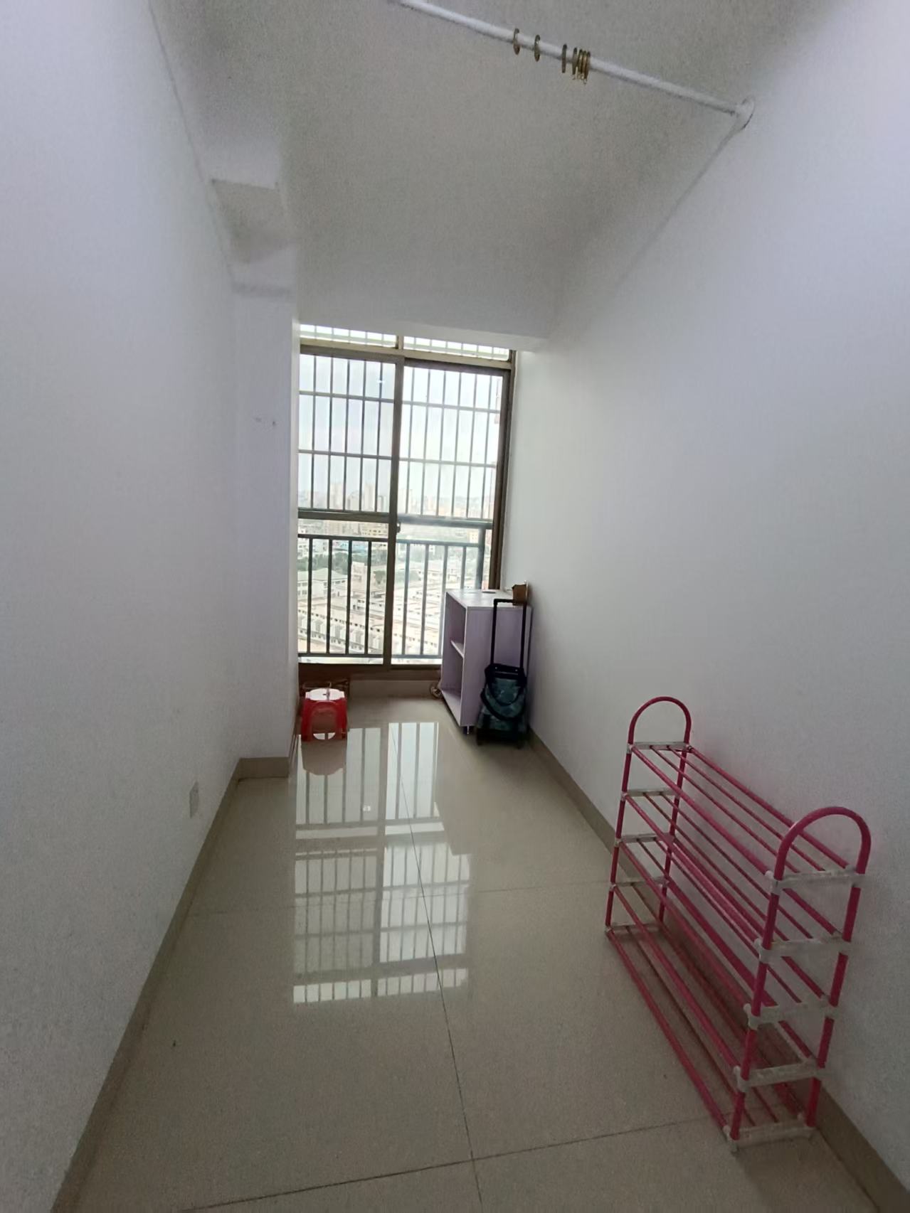 滨江绿都  2室2厅1卫   2100.00元/月室内图